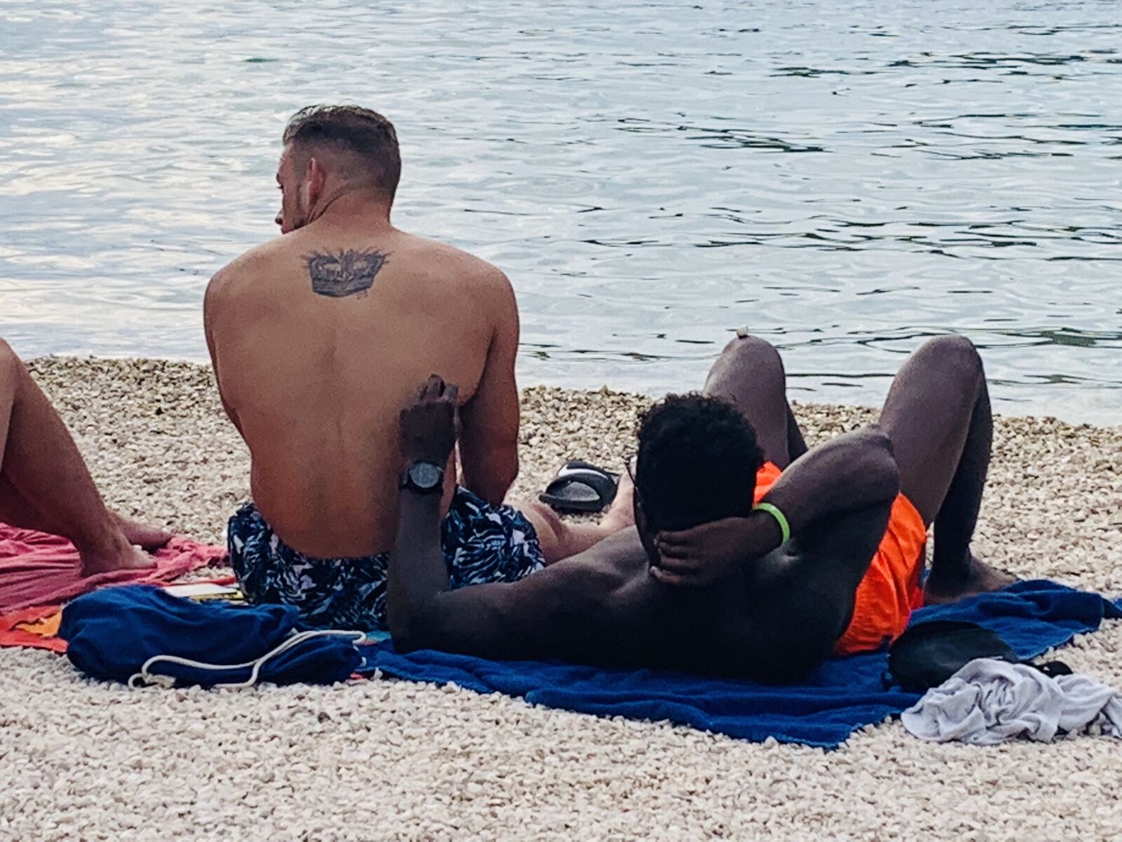 Apple iPhone XR sample photo. Beach, tattoo, man photography