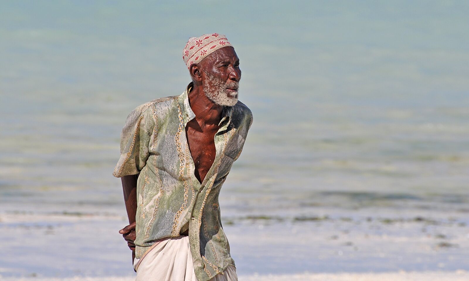 Nikon D5000 sample photo. Old, man, sea photography