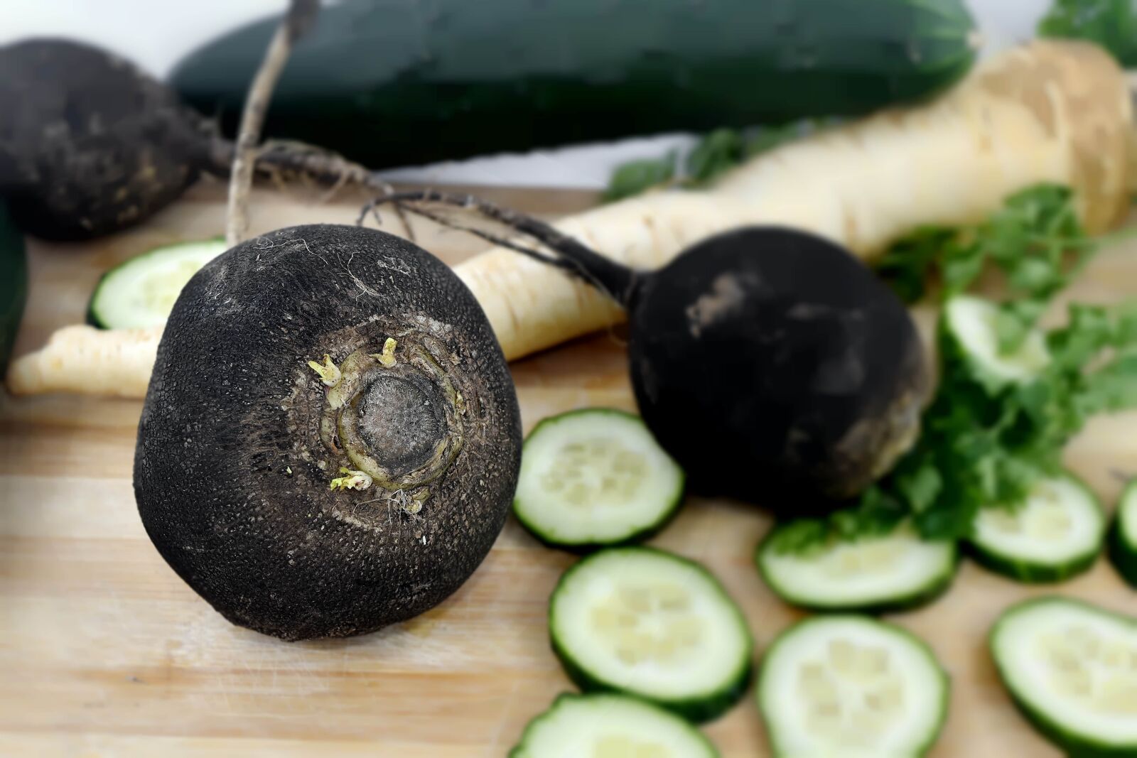 Nikon D5500 sample photo. Black, cucumber, radish, vegetable photography