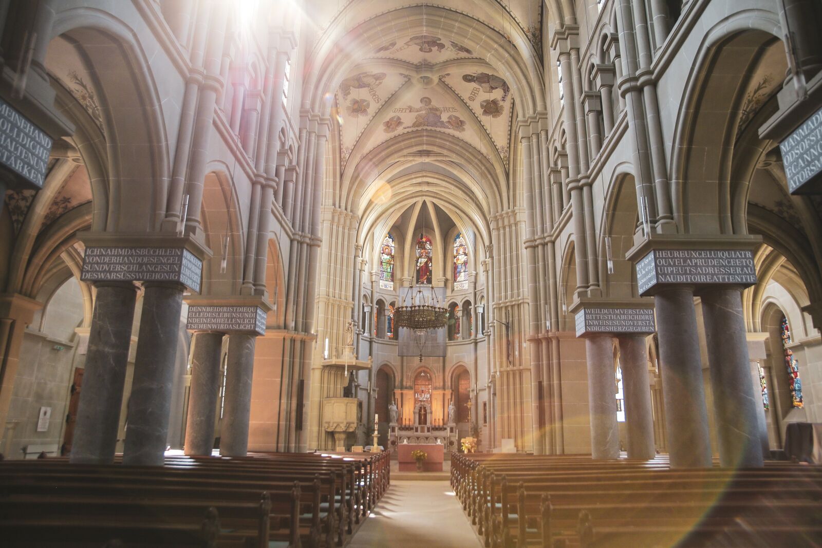 Canon EOS 6D sample photo. Church, inside the basilica photography