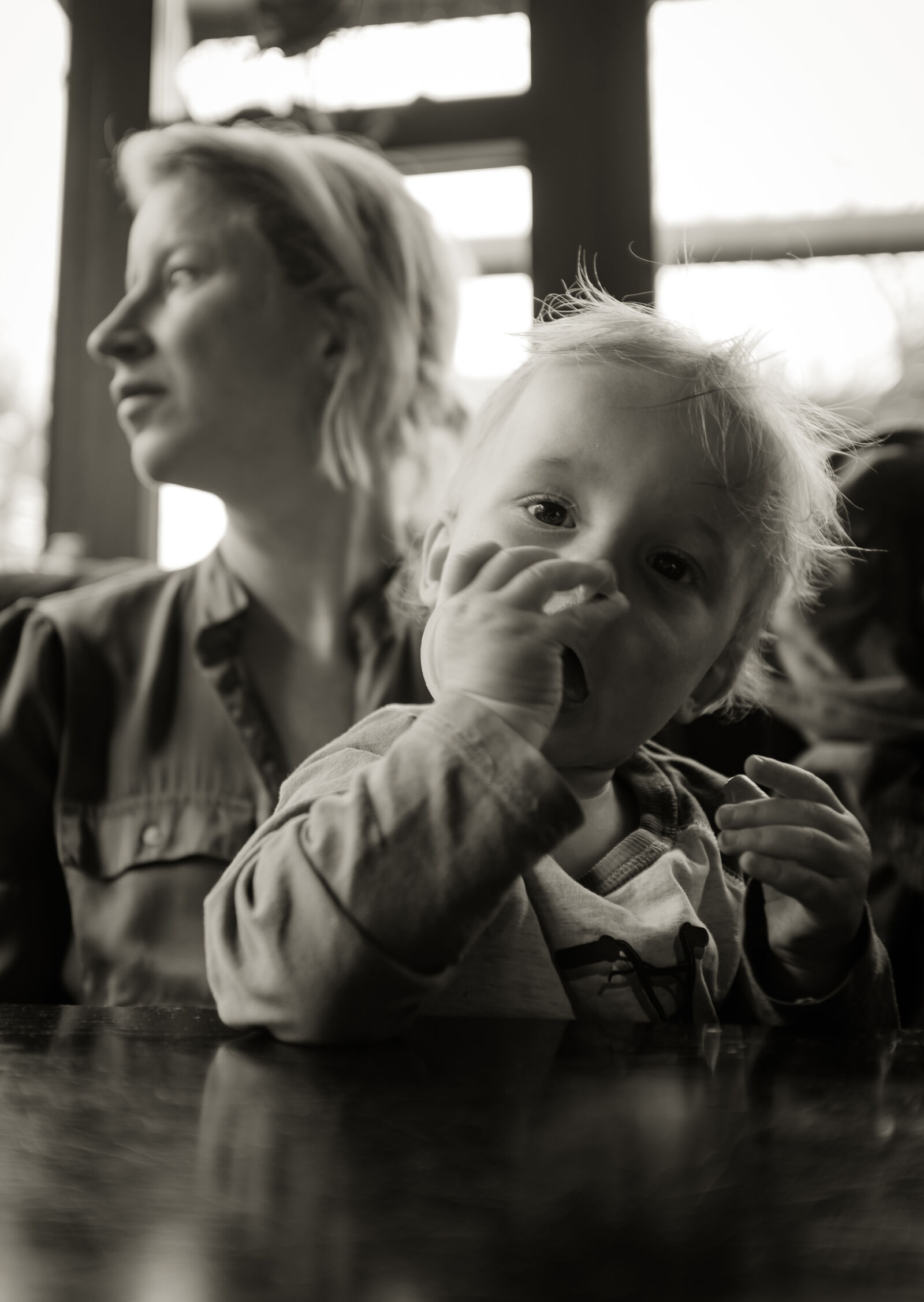 Fujifilm X100S sample photo. Cafe photography