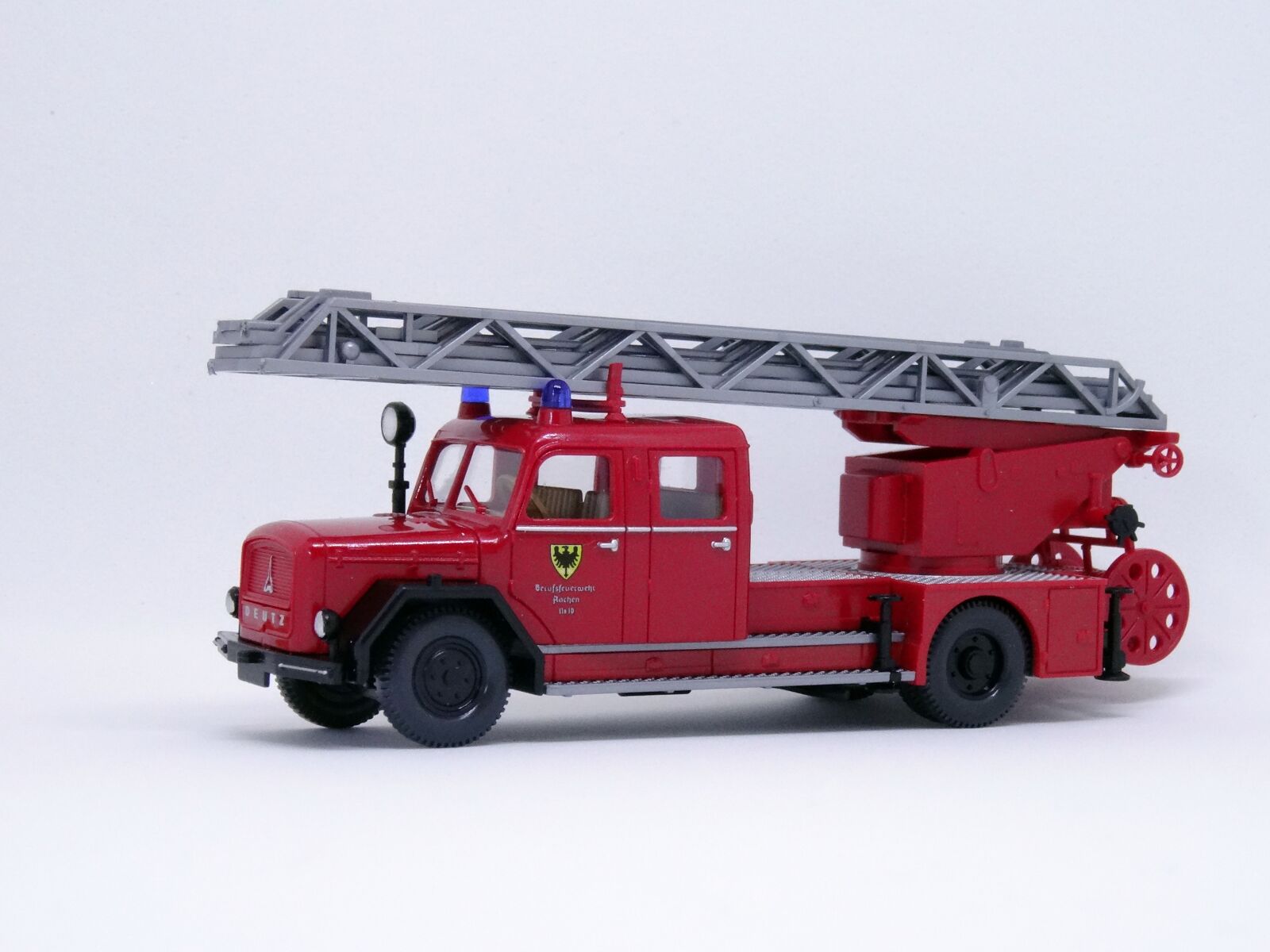 Sony DSC-HX50 sample photo. Fire, turntable ladder, magirus photography