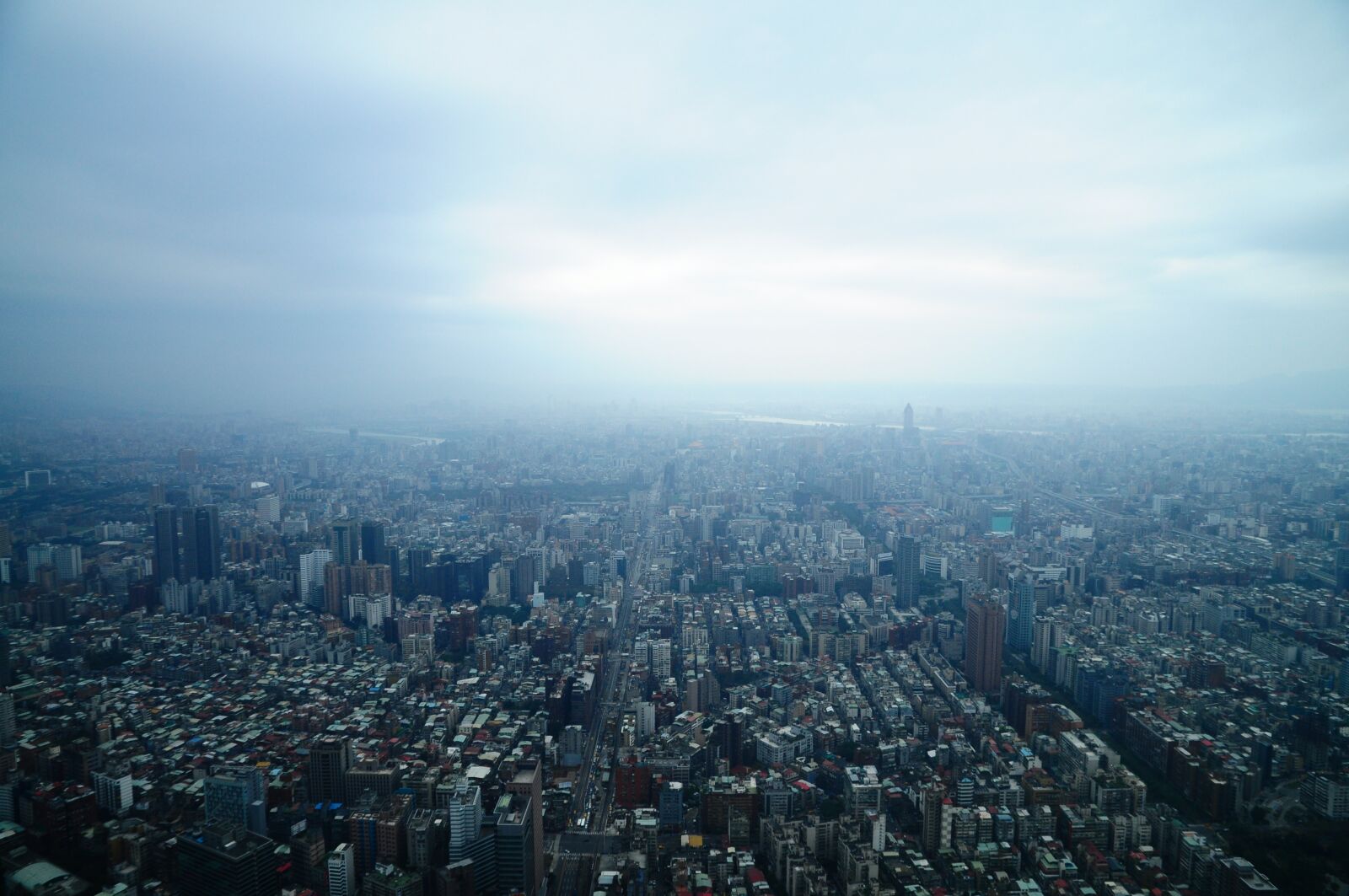 Nikon D90 sample photo. Foggy, landscape, city photography