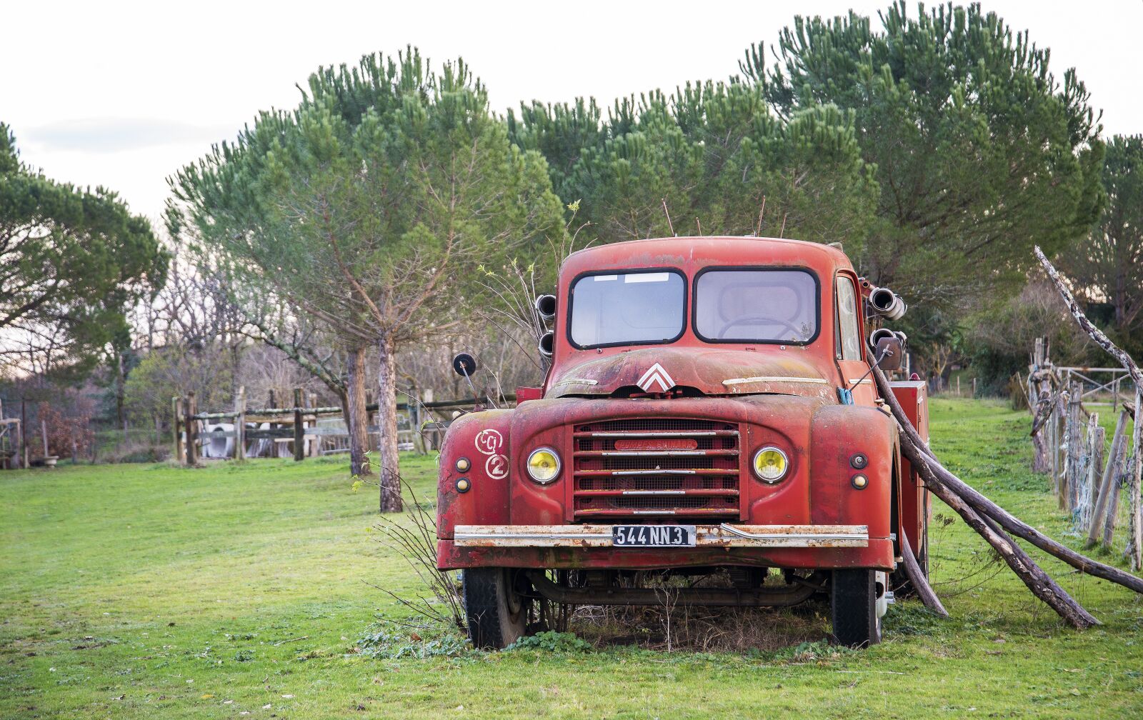 Nikon D800 sample photo. Truck old, fire department photography