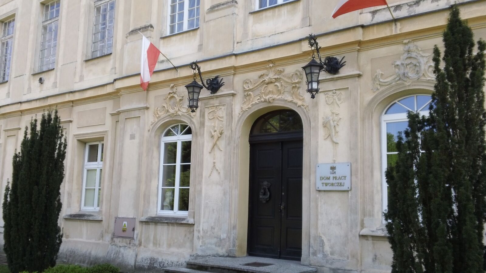 Sony MHS-TS20 sample photo. The palace, zengeni, warta photography