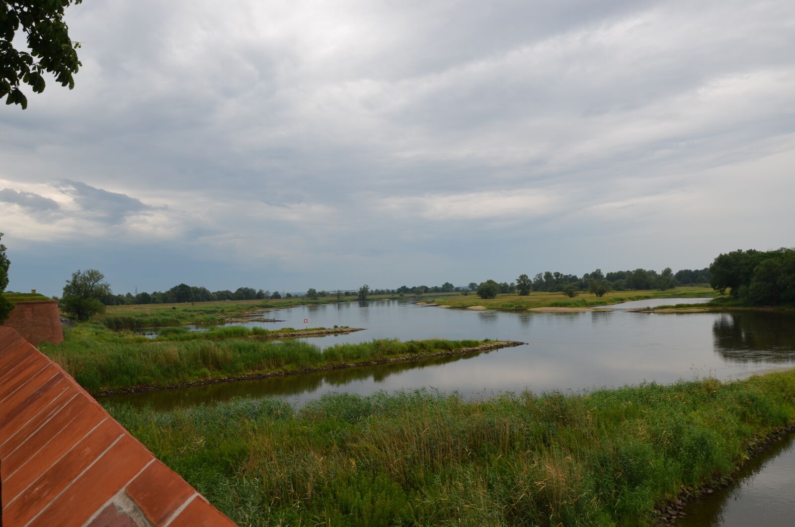 Nikon D5100 sample photo. River, sky, clouds photography