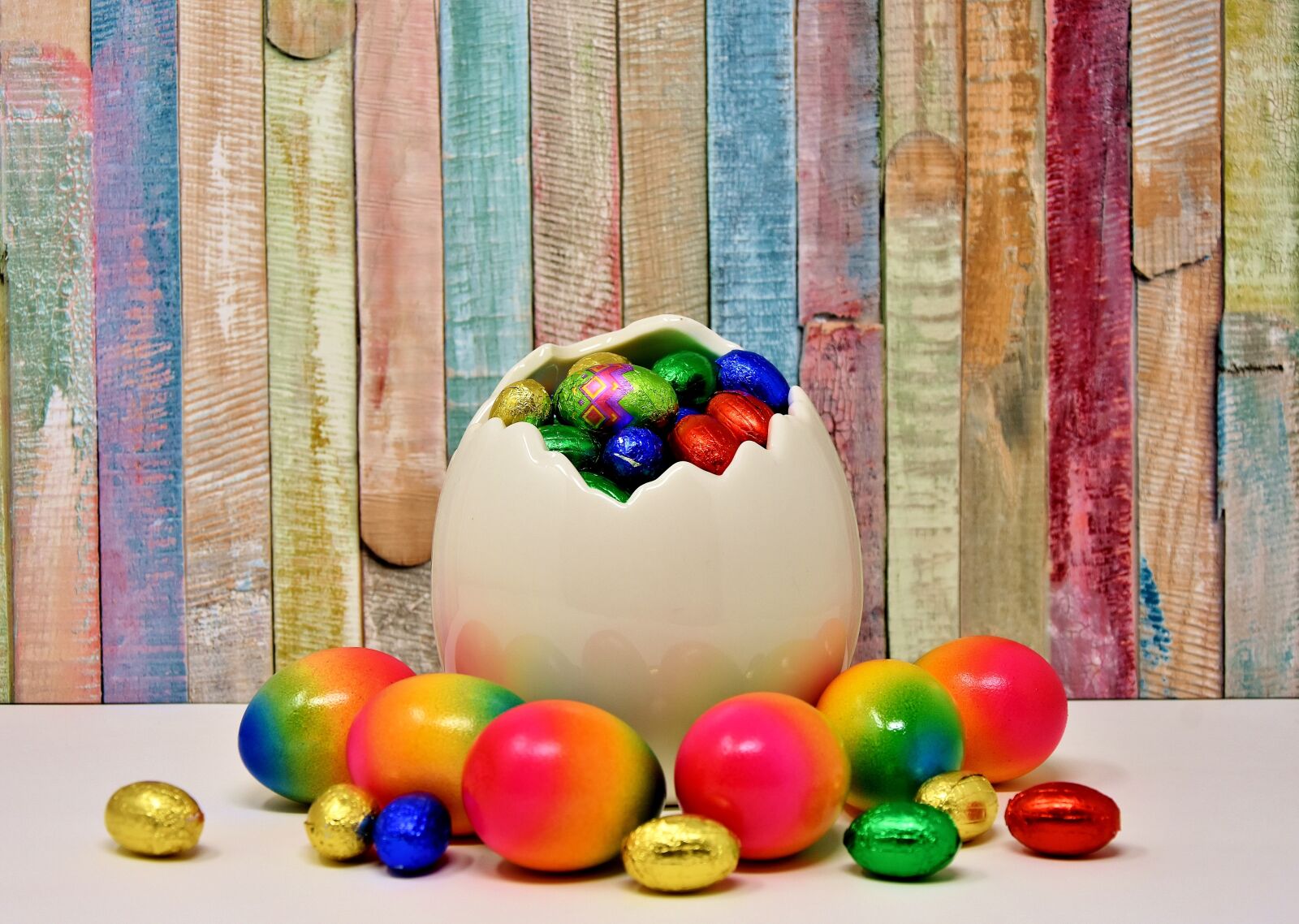 Nikon D7200 sample photo. Easter, easter eggs, colored photography