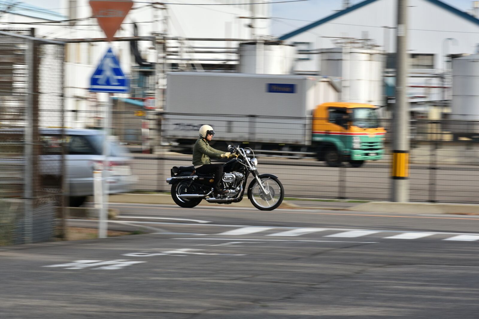 Nikon D7200 sample photo. Traffic, road, vehicle photography