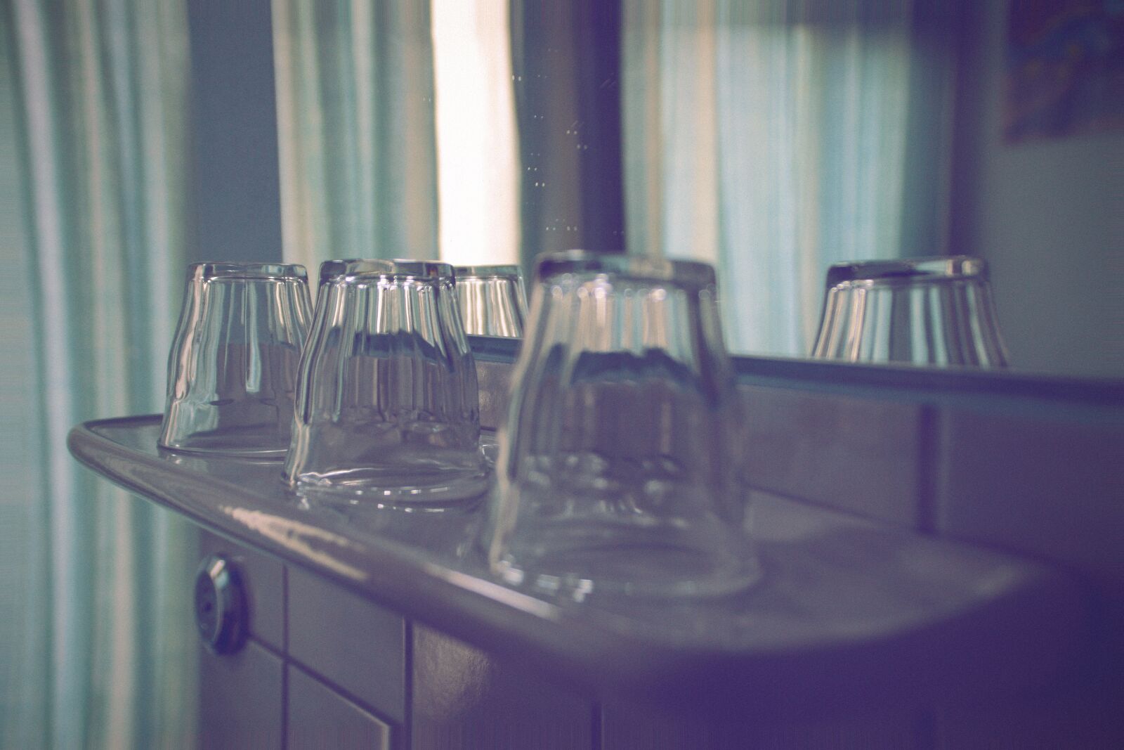 Canon EOS 30D sample photo. Amsterdam, glasses, room photography