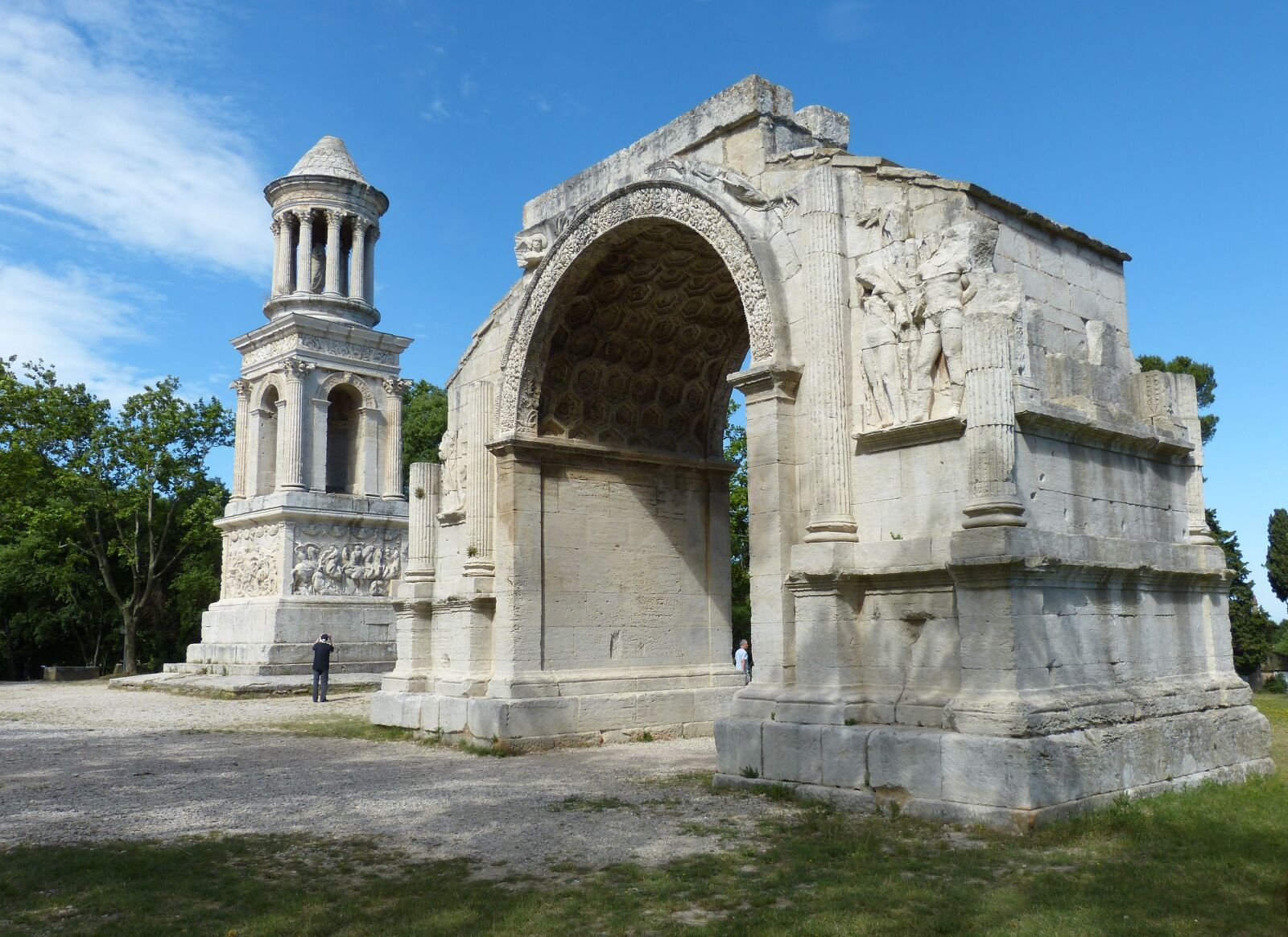 Panasonic Lumix DMC-FZ150 sample photo. France, st remy, provence photography