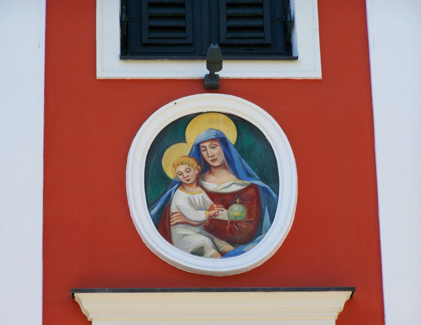 Kodak EASYSHARE ZD710 ZOOM DIGITAL CAMERA sample photo. Mural, old house, architecture photography