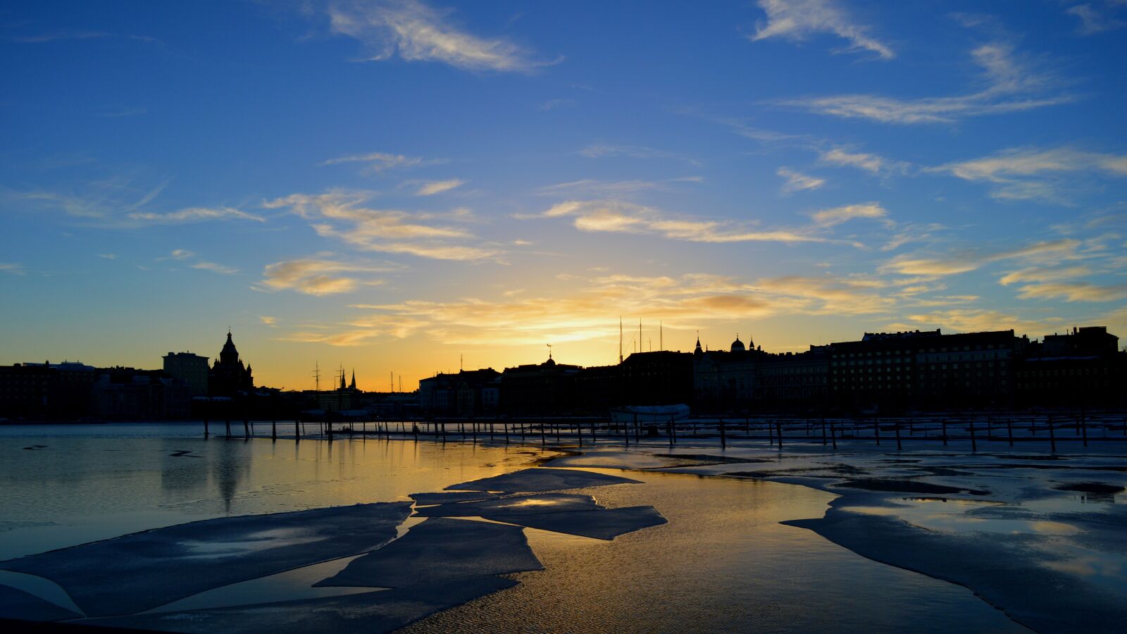 Nikon D3200 sample photo. Helsinki, finnish, city photography