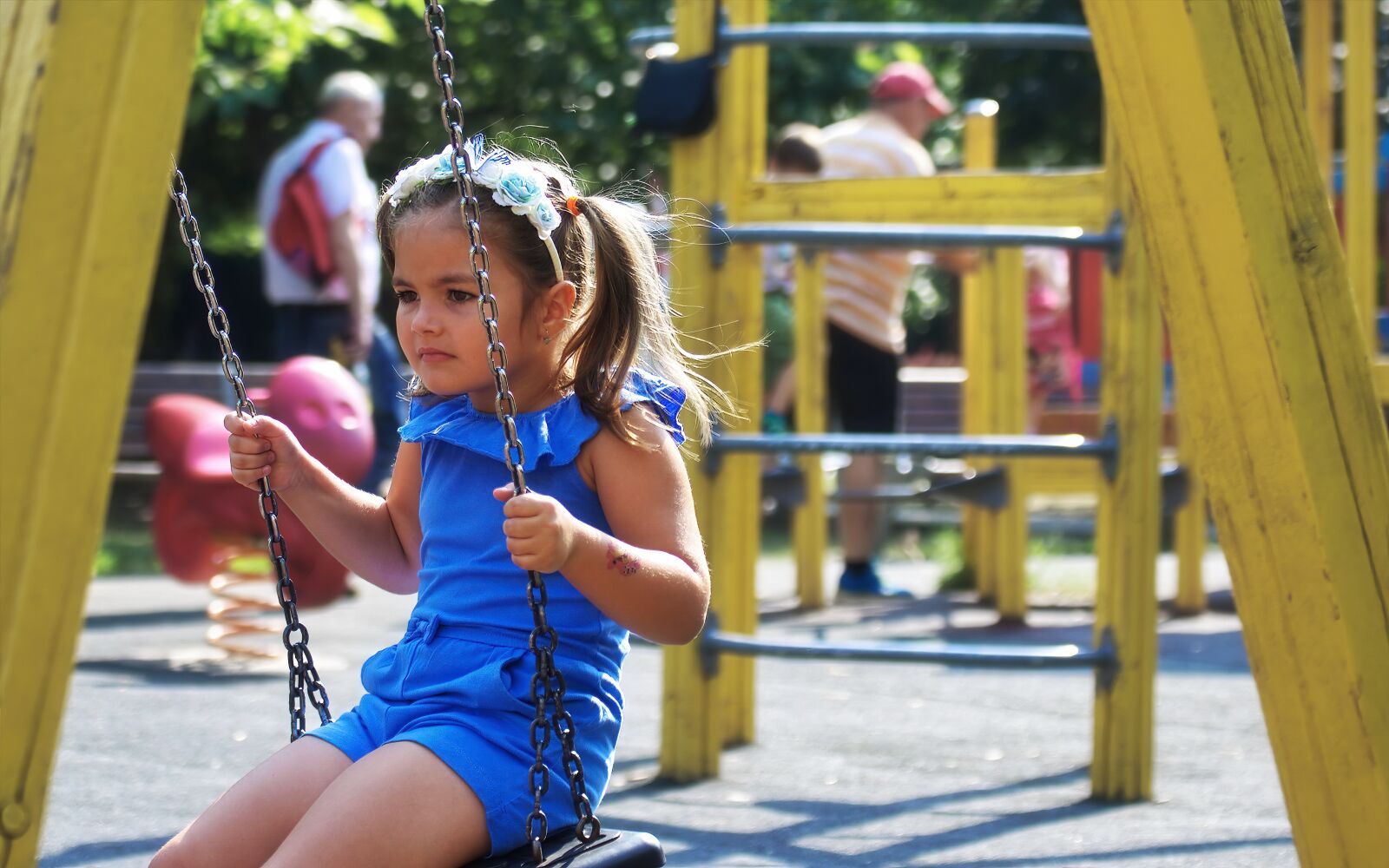 Nikon D5100 sample photo. Child, girlie, clothes photography