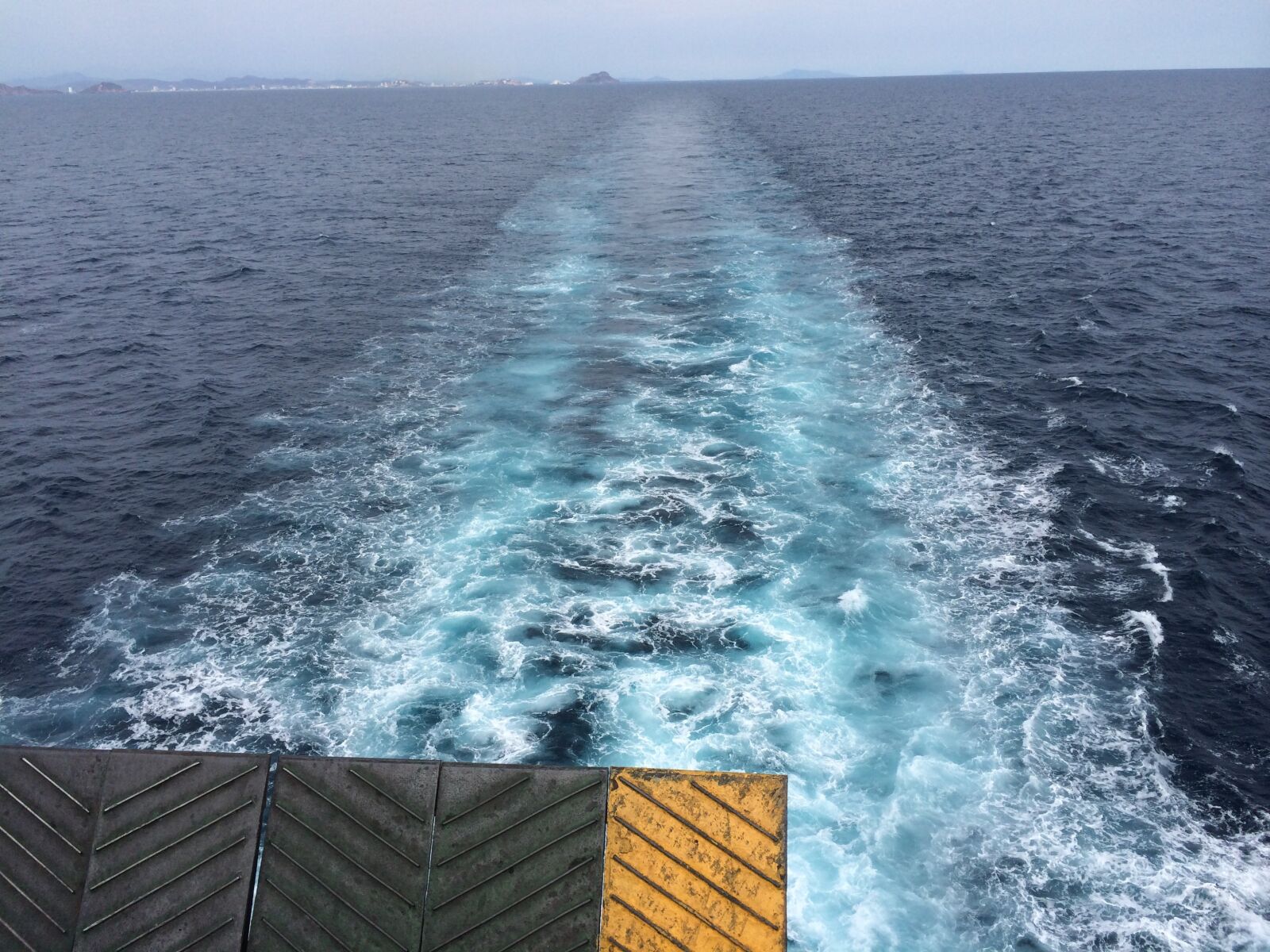 iPhone 5s back camera 4.12mm f/2.2 sample photo. Sea, route, waves photography