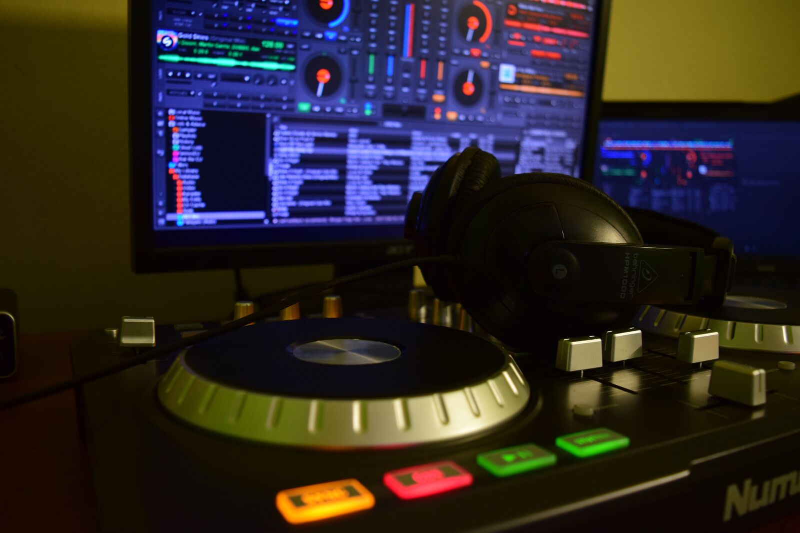 Nikon D3300 sample photo. Dj, music, party photography