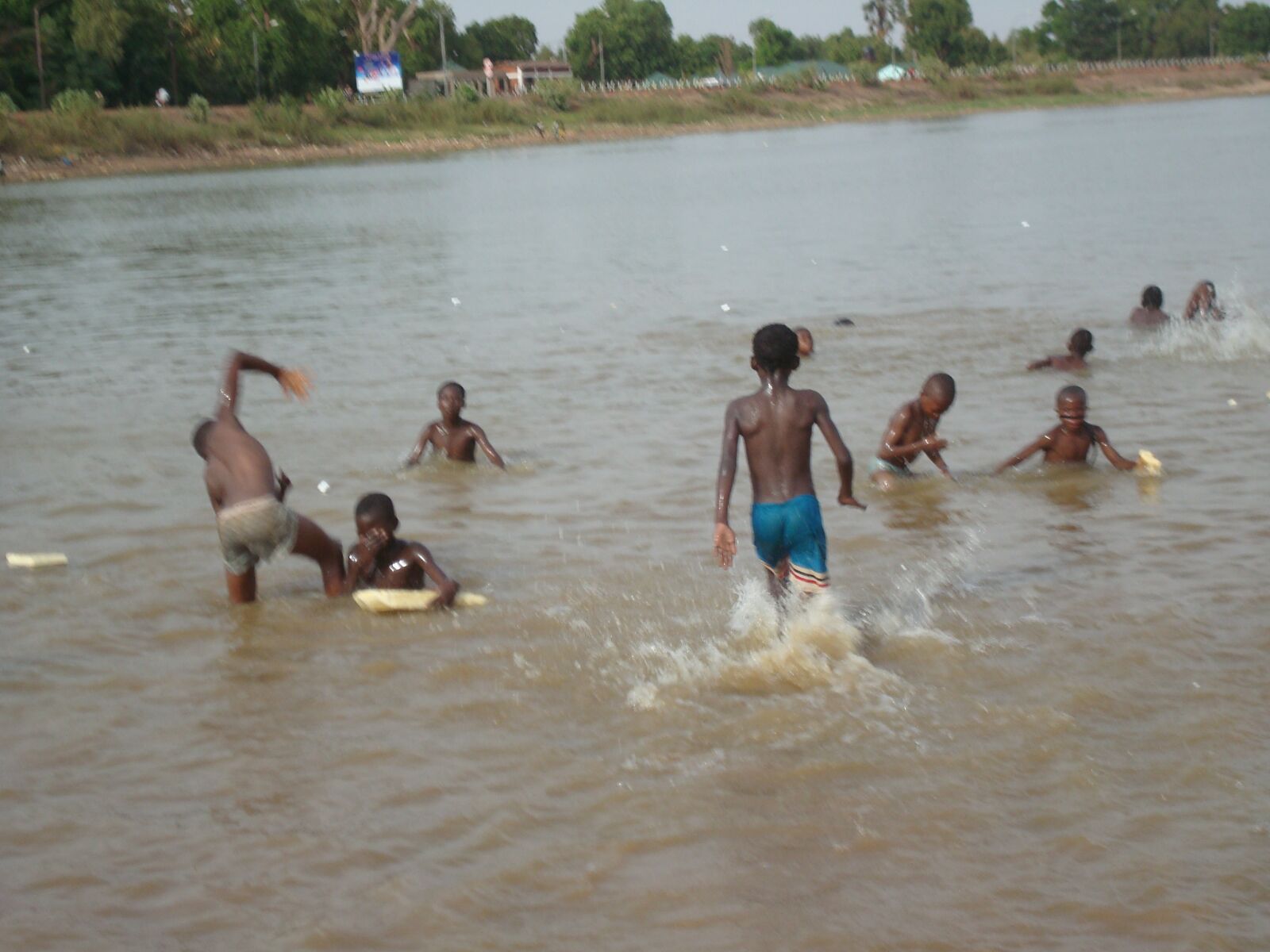 Sony DSC-W80 sample photo. Ouagadougou, burkina faso, maquis photography