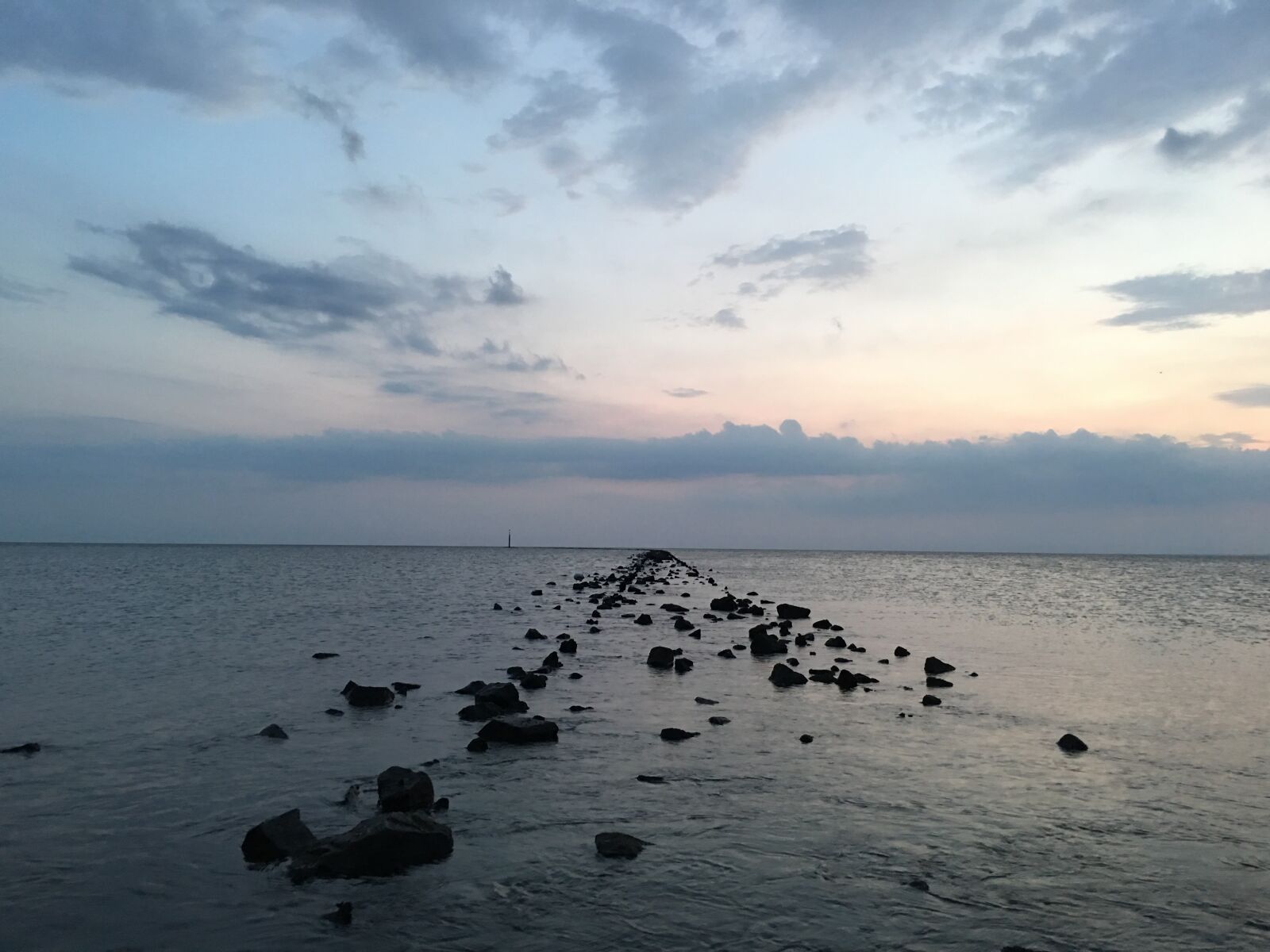 Apple iPhone 6s Plus sample photo. Sunset, sea, north photography