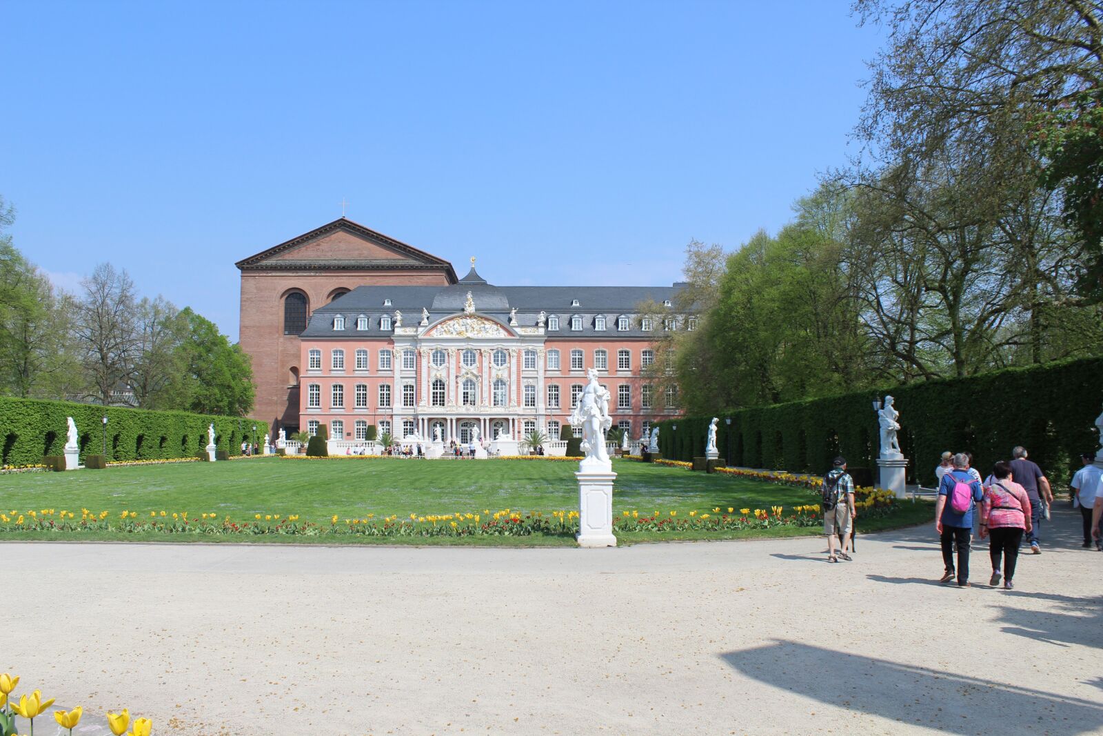 Canon EOS 600D (Rebel EOS T3i / EOS Kiss X5) sample photo. Germany, trier, building photography