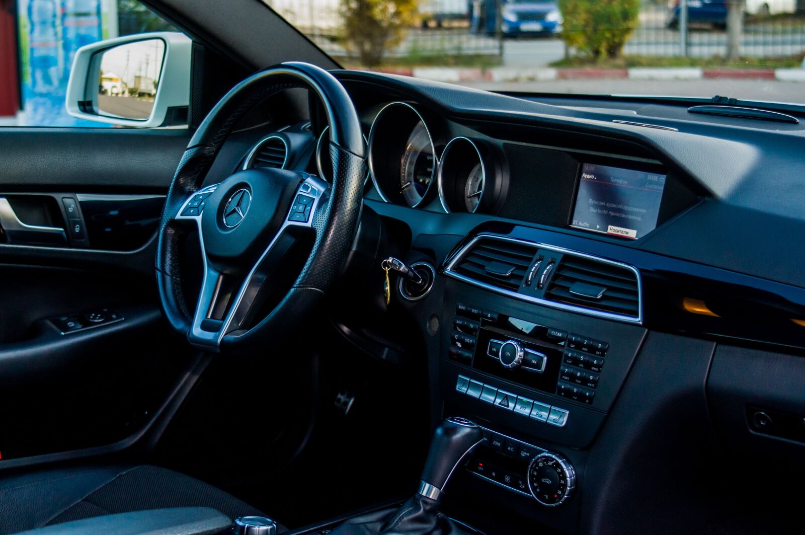 Nikon D90 sample photo. Mercedes, interior, black photography