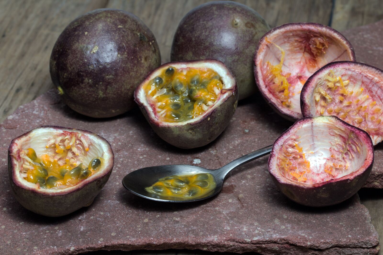 Canon EF-S 60mm F2.8 Macro USM sample photo. Passion fruits, passion fruit photography