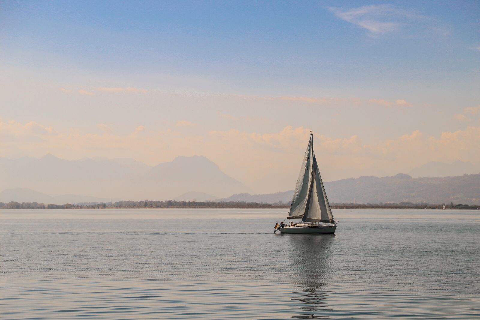 Canon EOS 6D Mark II sample photo. Sea, mountains, boat photography