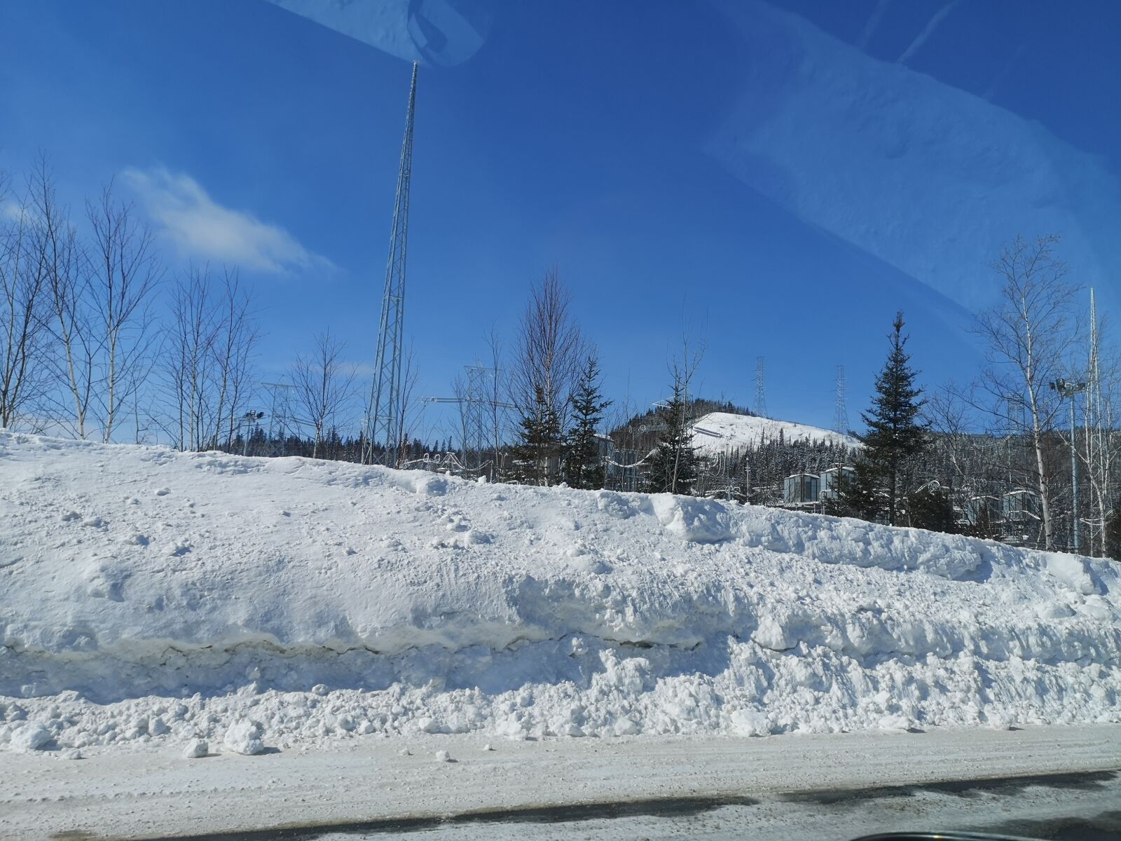 HUAWEI P20 Pro sample photo. Winter, snow road, mountains photography