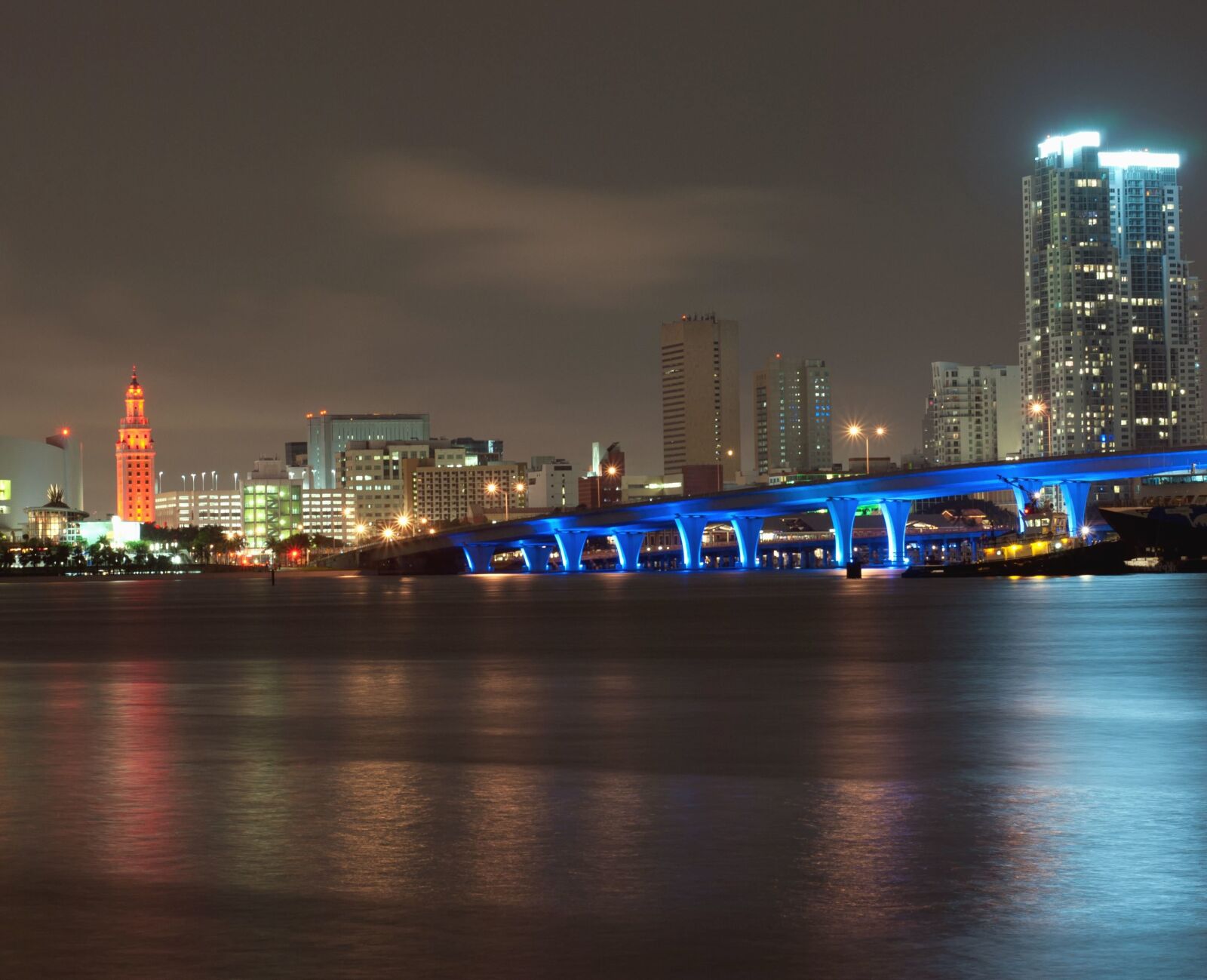 Nikon D3000 sample photo. Night, bridge, transportation, city photography