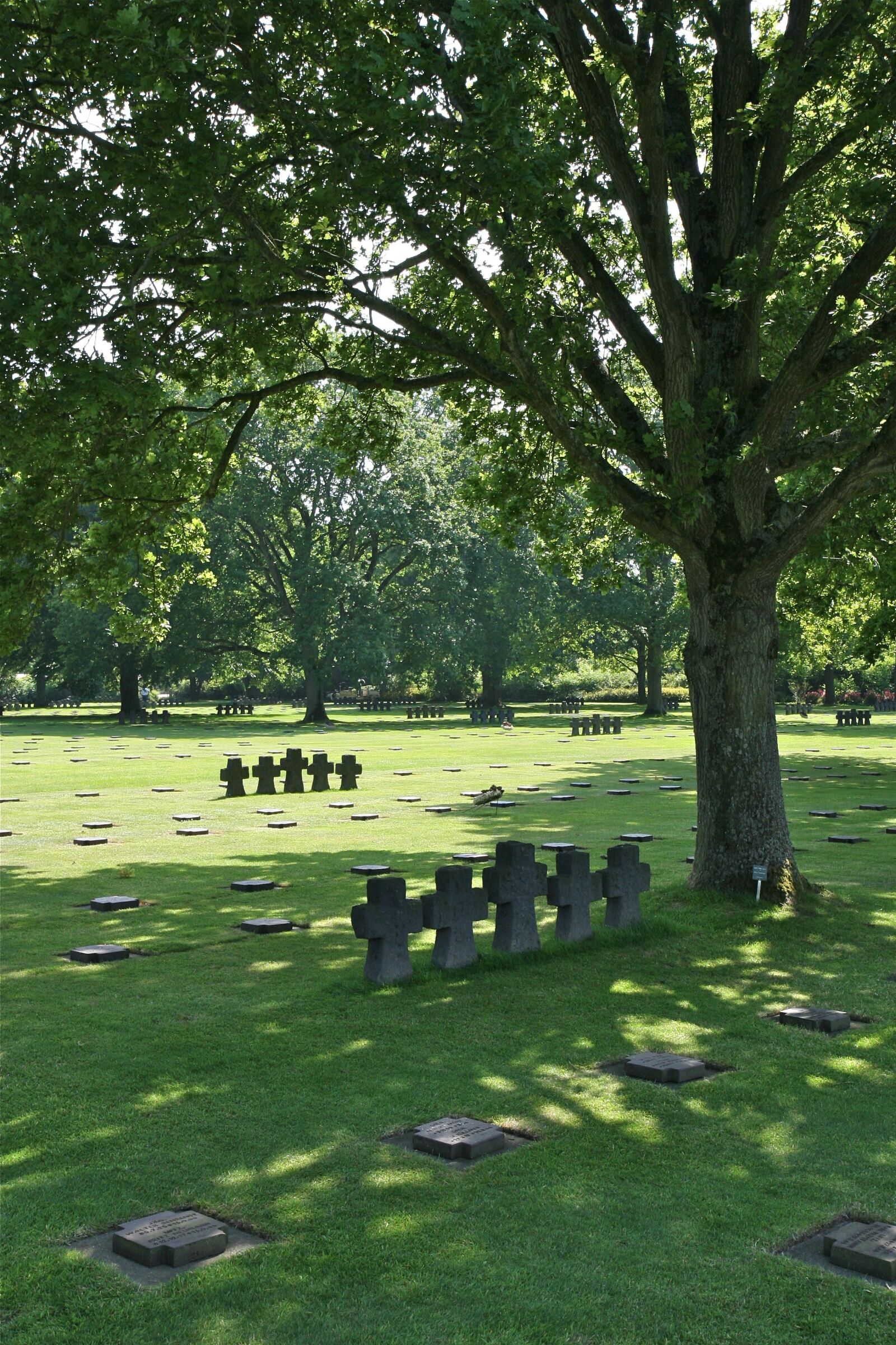 Canon EOS 30D sample photo. Cemetery, normandy, cross photography