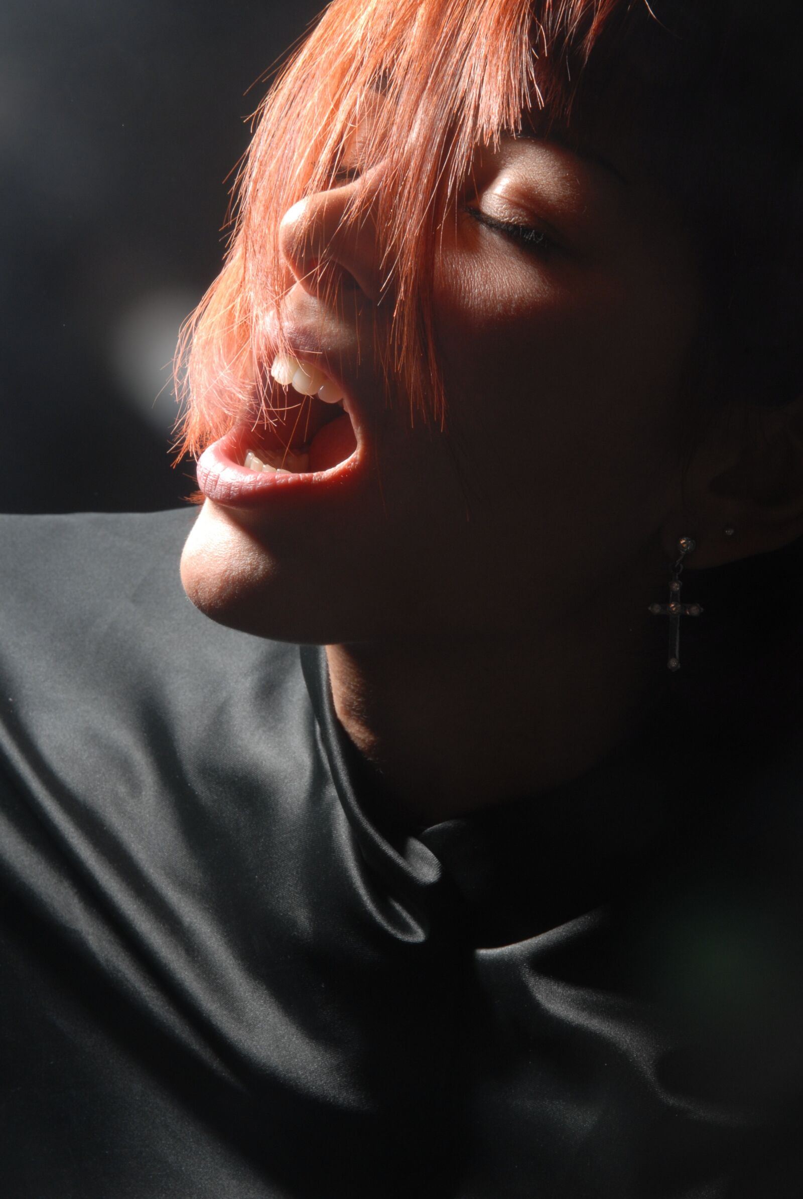 Nikon D200 sample photo. Woman, breath, life photography