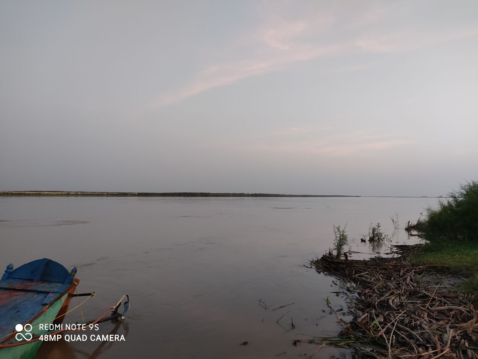 Xiaomi Redmi Note 9S sample photo. Indus river photography