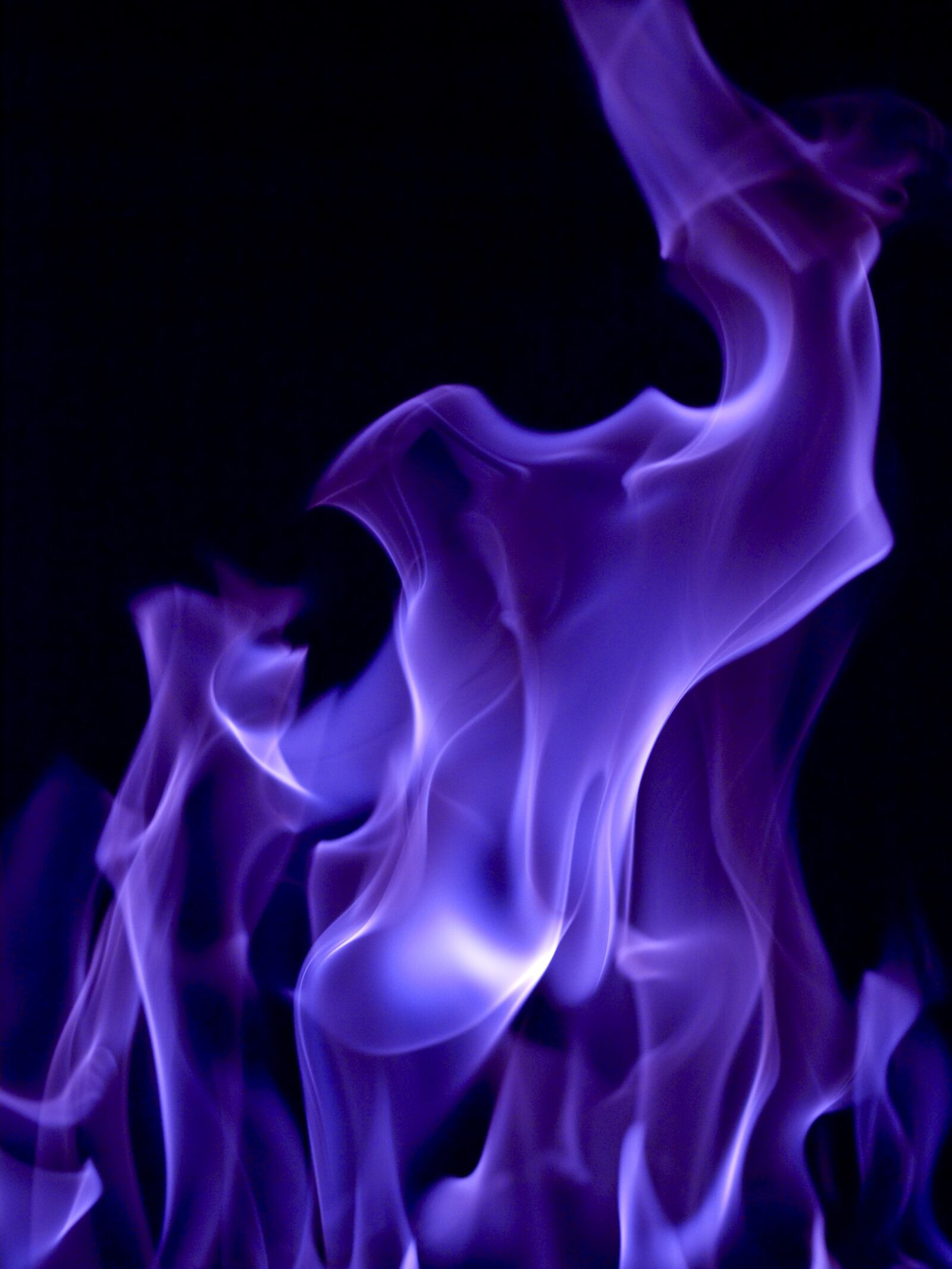 Olympus E-3 sample photo. Flames, flickering, fire photography