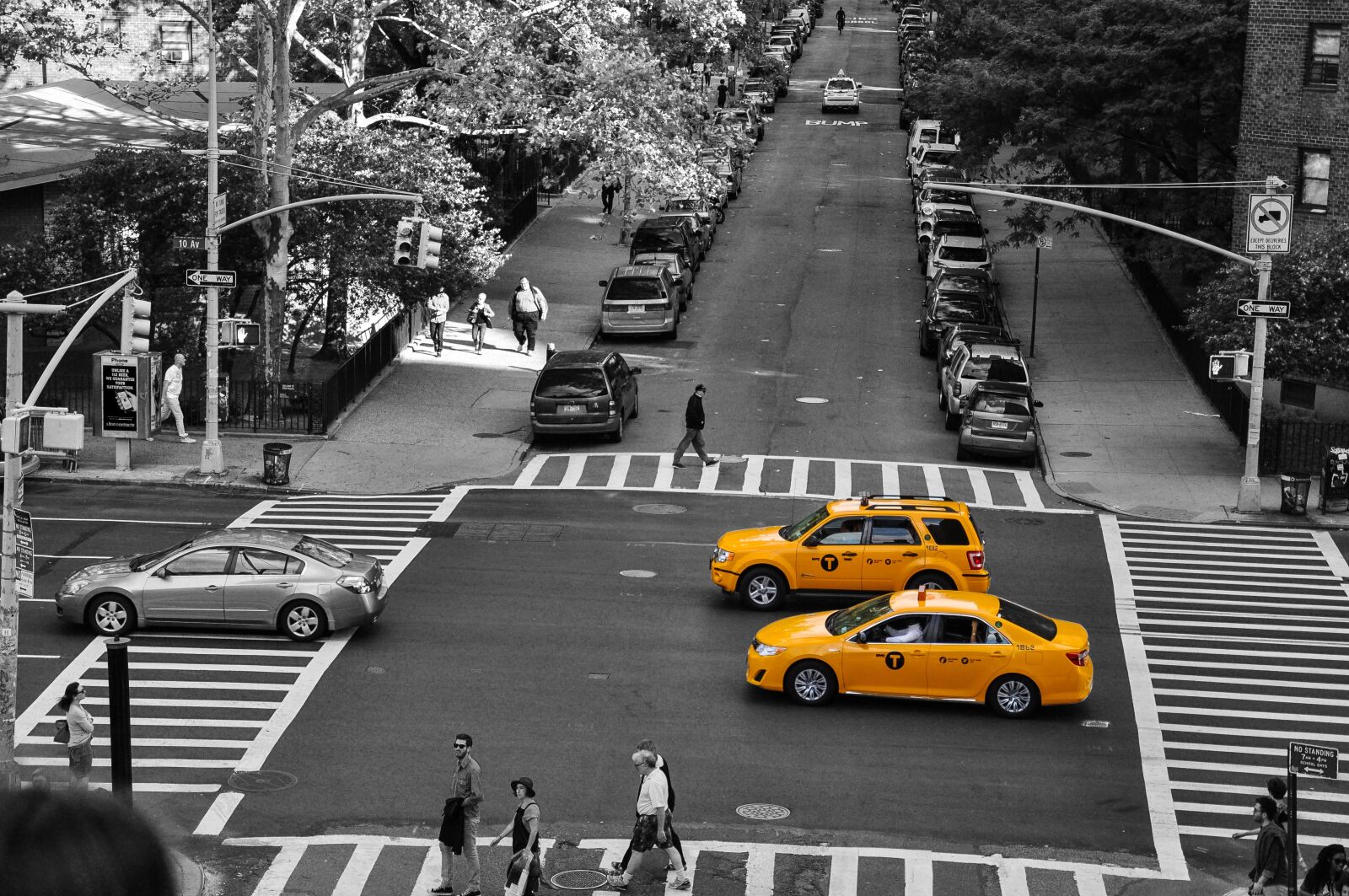 Nikon D5000 sample photo. Taxi, cab, yellow photography
