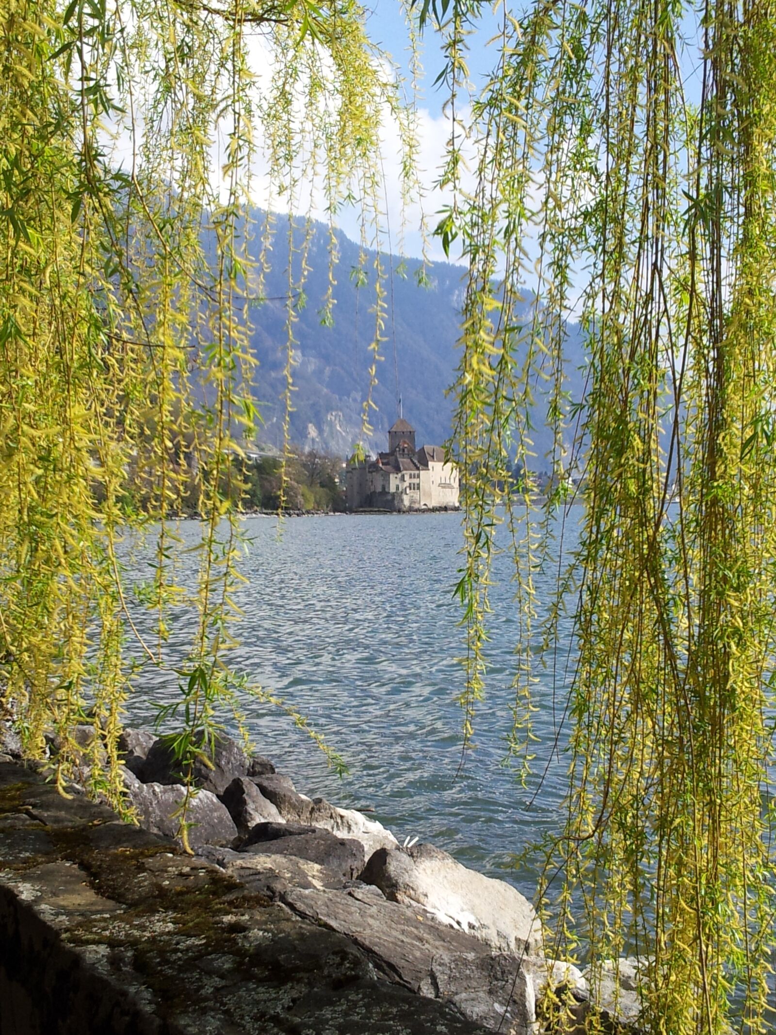 Samsung Galaxy Note sample photo. Landscape, lake, castle photography