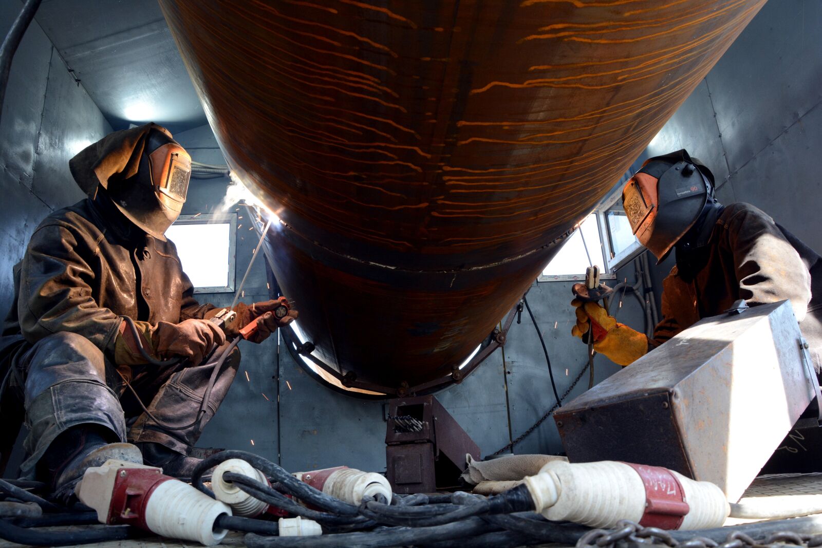 Nikon D7100 sample photo. Work, gas welder, pipe photography