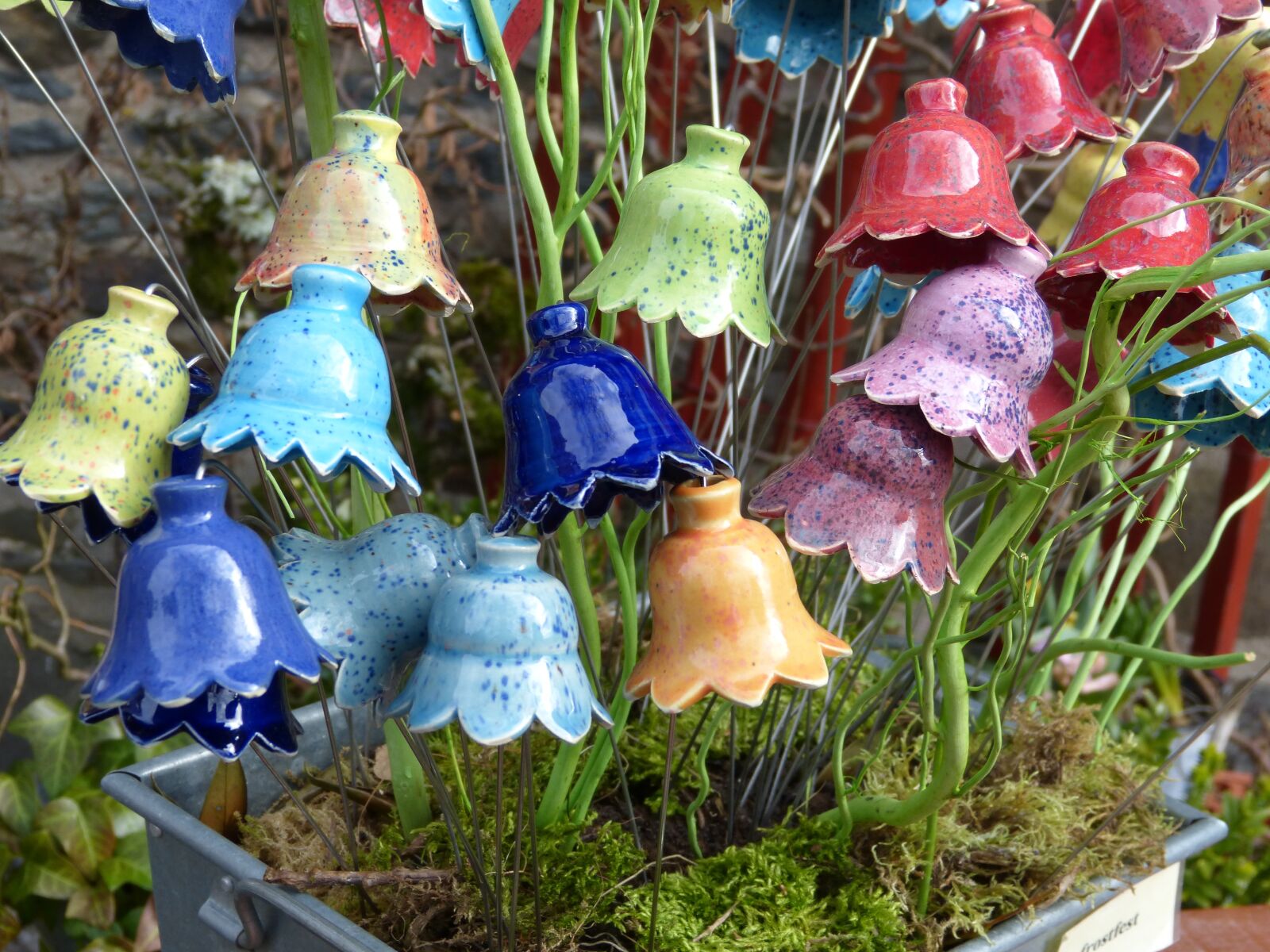 Panasonic DMC-FZ62 sample photo. Osterglocken, colorful, easter photography