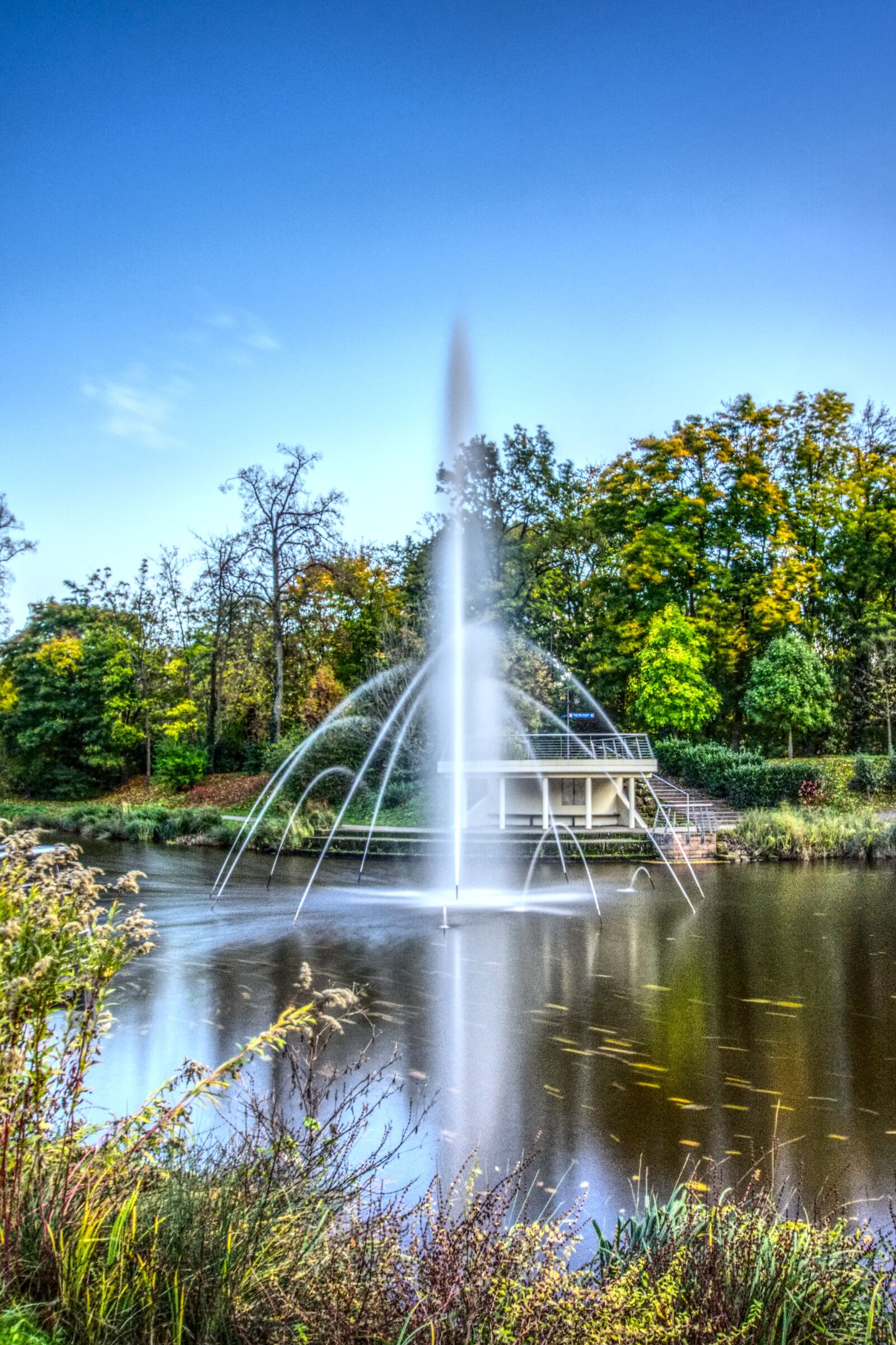 Sony a6000 sample photo. Lake, water feature, fountain photography