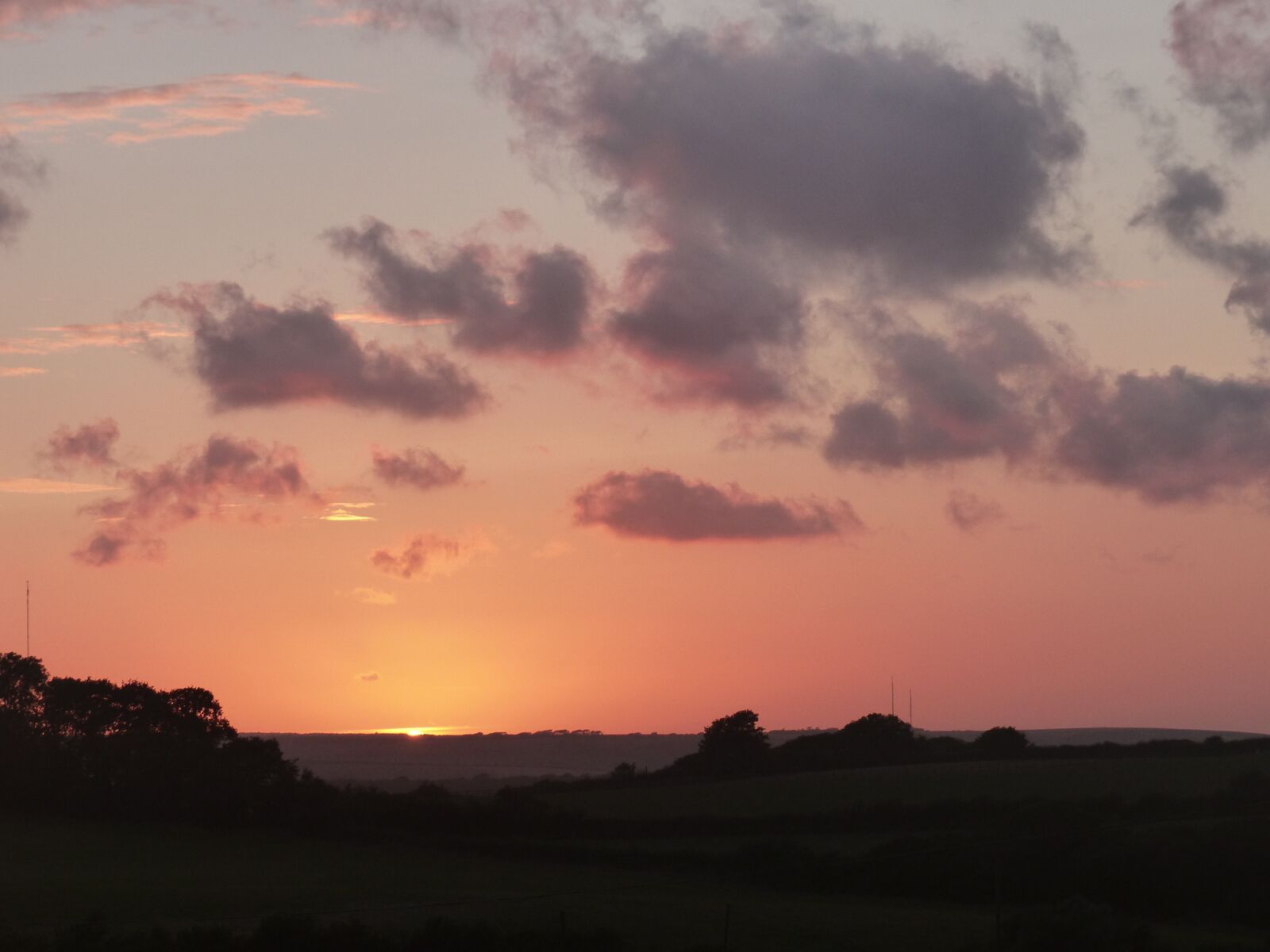 Panasonic Lumix DMC-FZ200 sample photo. Sunset, landscape, sky photography