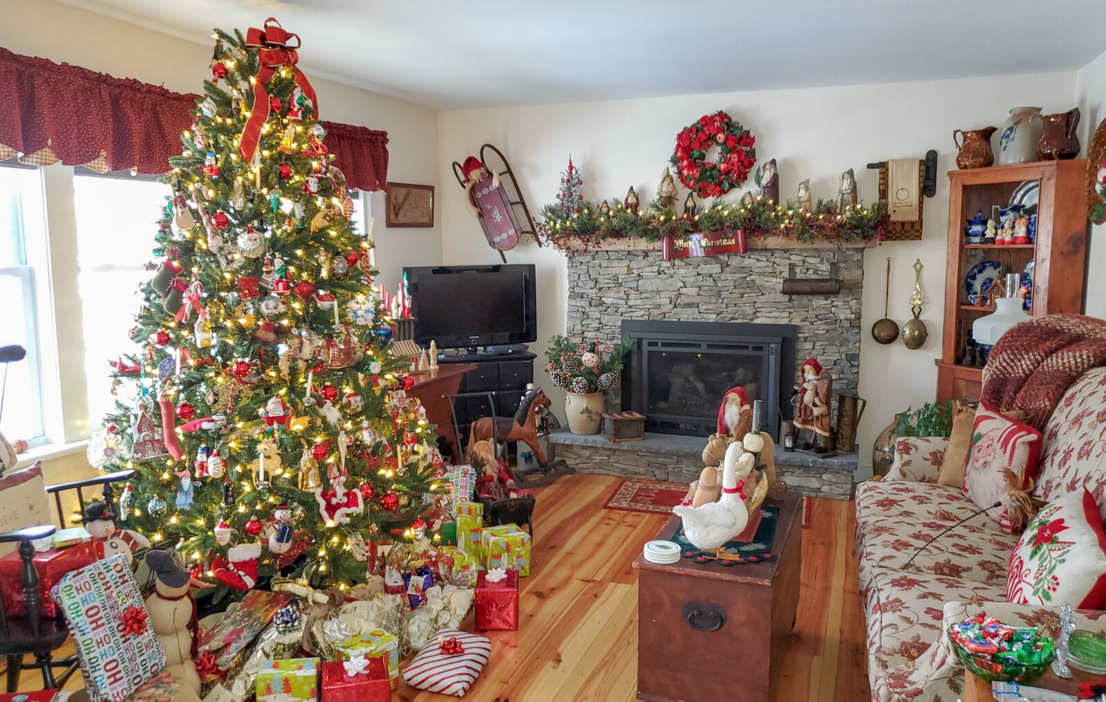 Samsung Galaxy S10 sample photo. Christmas, country, holiday photography