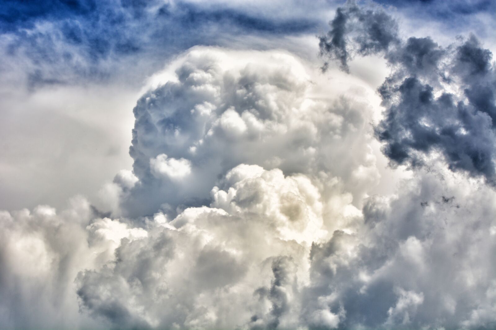 Nikon D5200 sample photo. Clouds, sky, storm photography