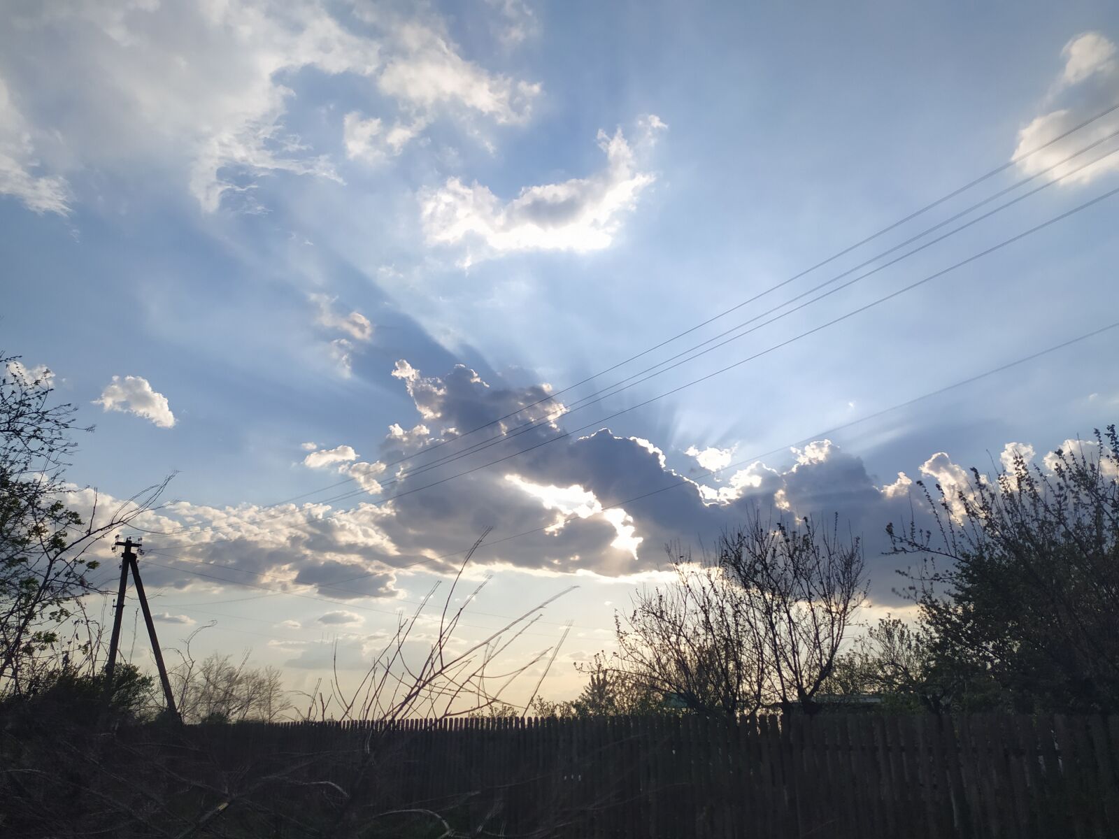 Xiaomi Redmi Note 8 sample photo. Sky, clouds, sun photography