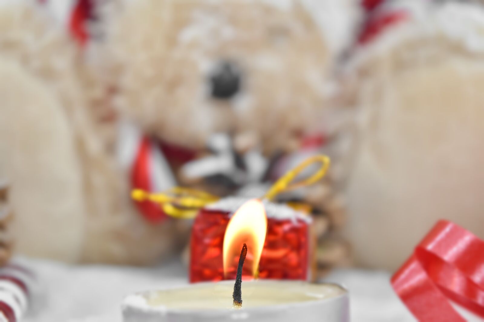 Nikon D5500 sample photo. Blurry, candlelight, candles, close-up photography