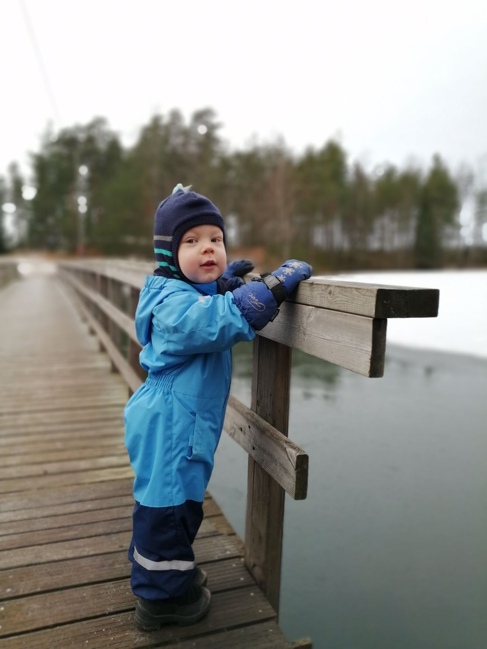 HUAWEI P SMART 2019 sample photo. Child, lake, bridge photography