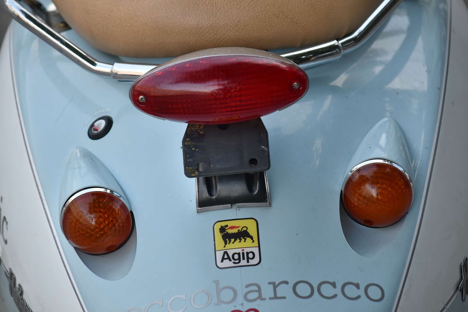 Nikon D5500 sample photo. Light, moped, seat, text photography