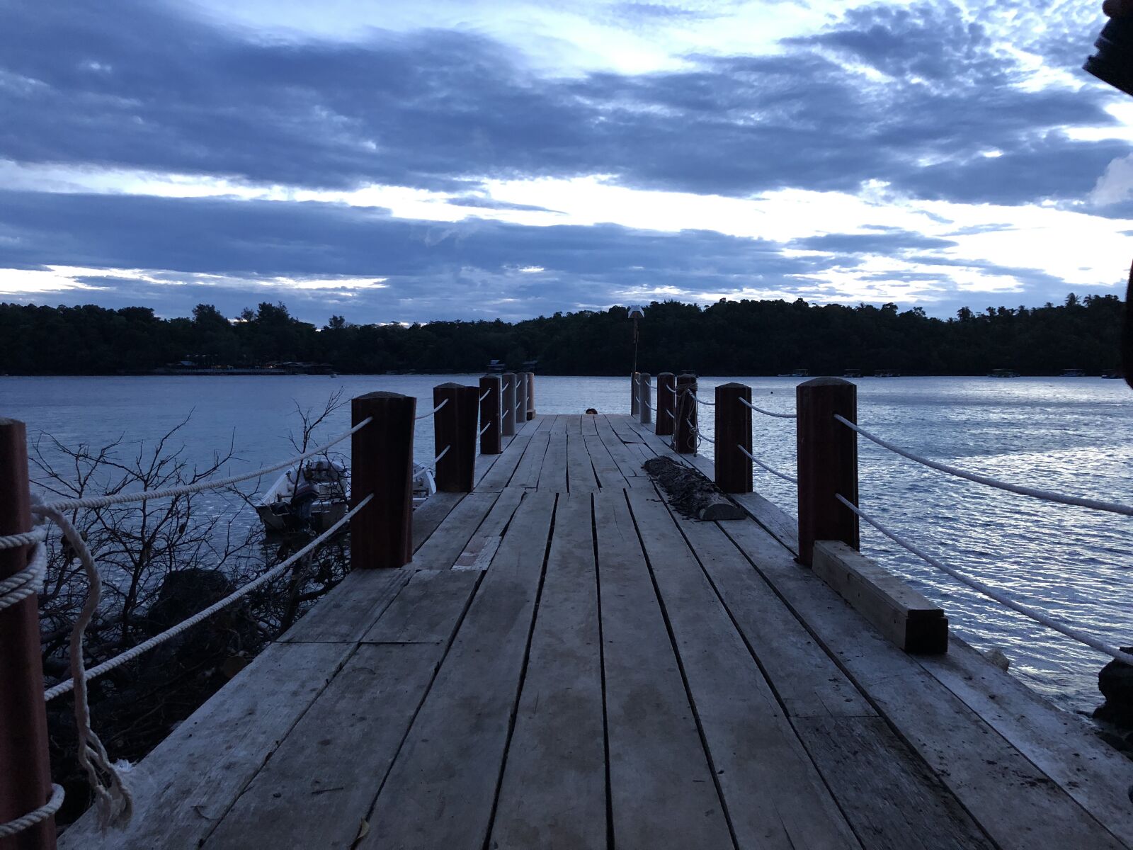 iPhone X back dual camera 4mm f/1.8 sample photo. Jetty, dermaga, pelabuhan photography