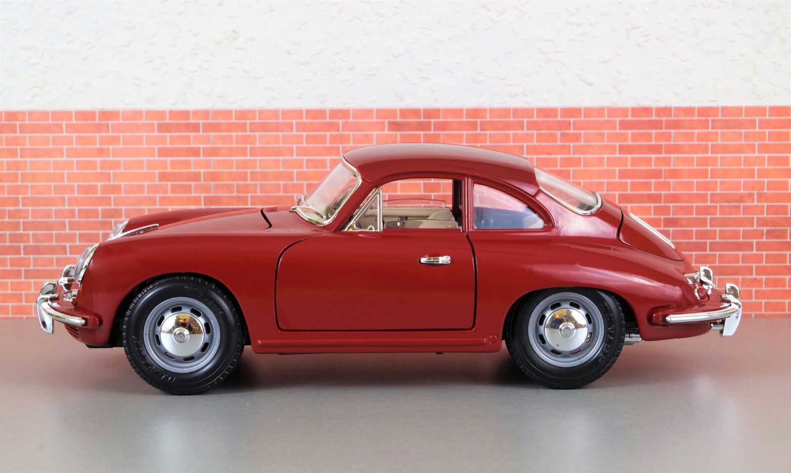 Sony SLT-A58 sample photo. Model car, porsche, porsche 356 photography