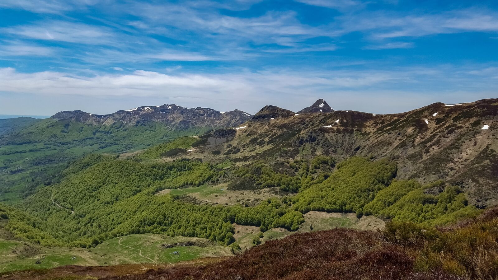 Samsung GALAXY S6 edge sample photo. Auvergne, cantal, mountain photography