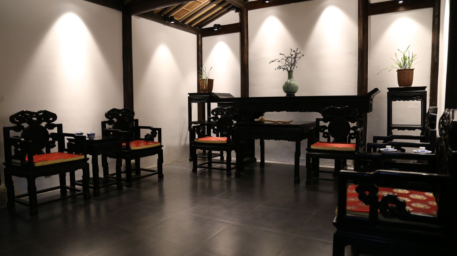 Canon EOS 6D + Canon EF 24-105mm F4L IS USM sample photo. Chinese style, living room photography