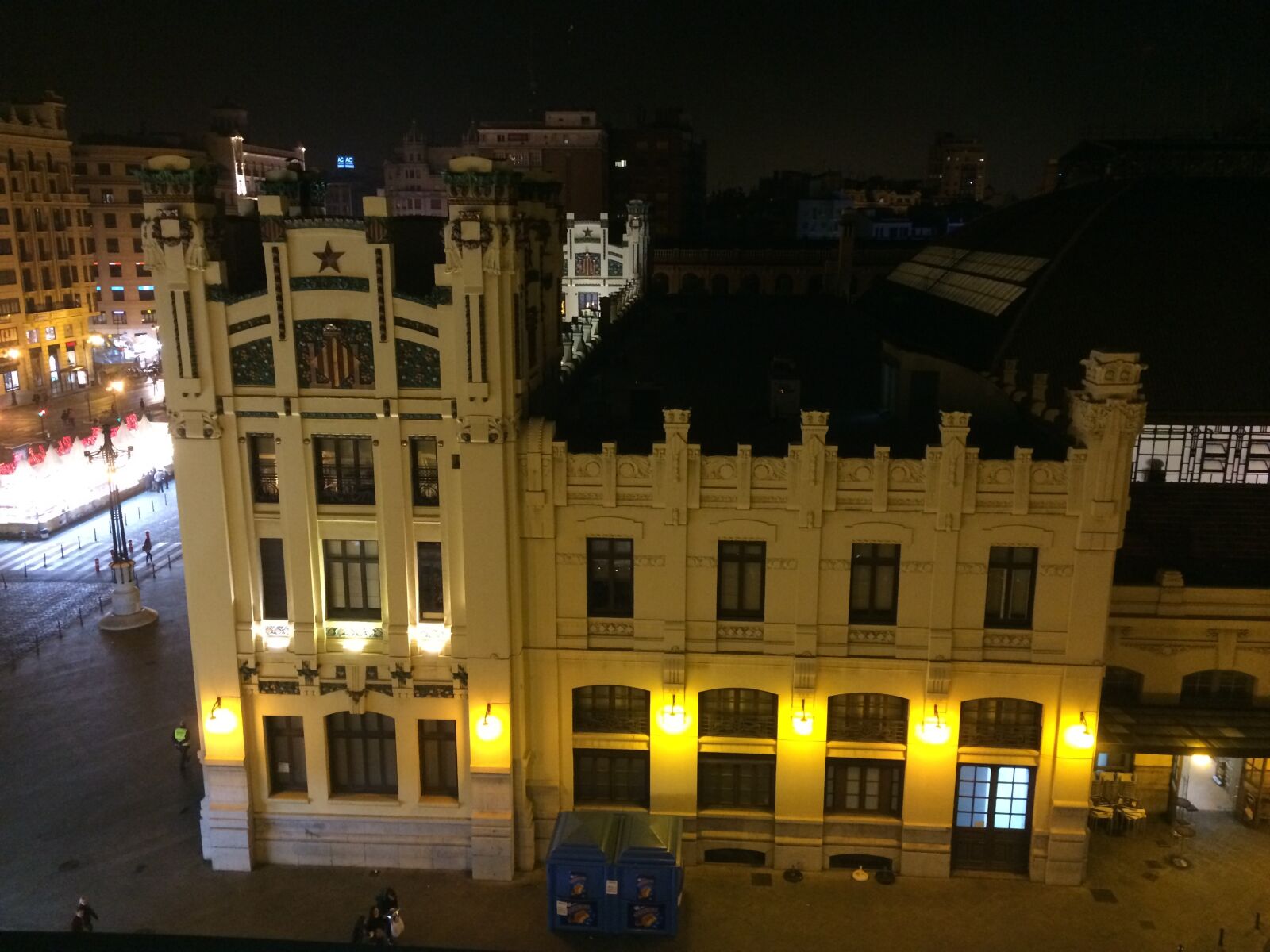 iPhone 5s back camera 4.15mm f/2.2 sample photo. Building, at night, illuminated photography