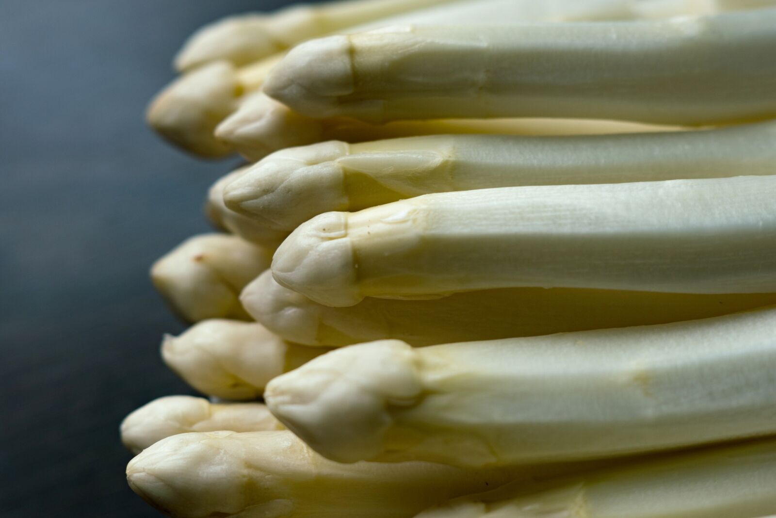 Sony DT 50mm F1.8 SAM sample photo. Food, asparagus photography