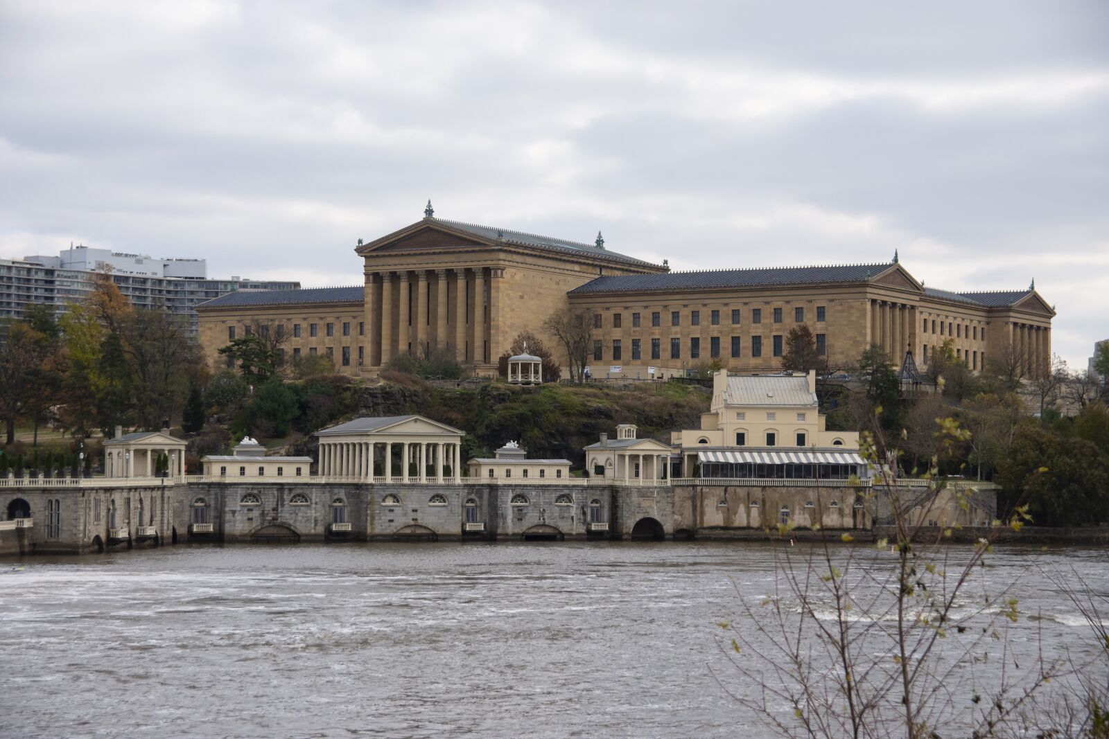 Nikon D7200 sample photo. Philadelphia, art museum, architecture photography